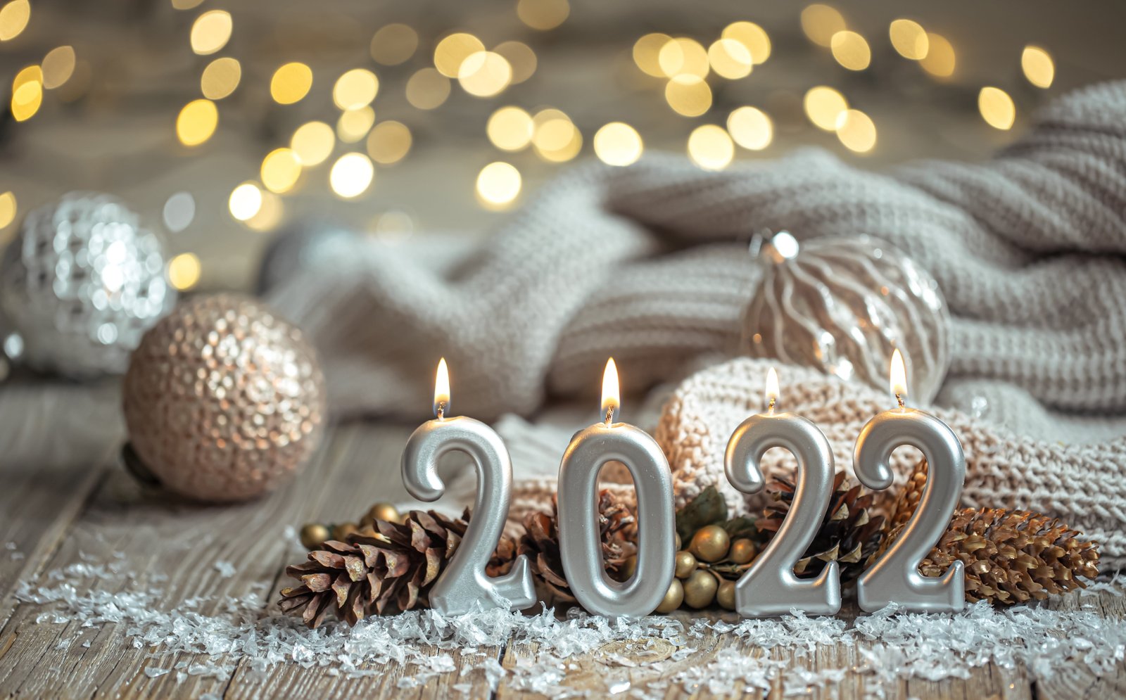balls glare candles Christmas New year bumps 2k 4k 5k