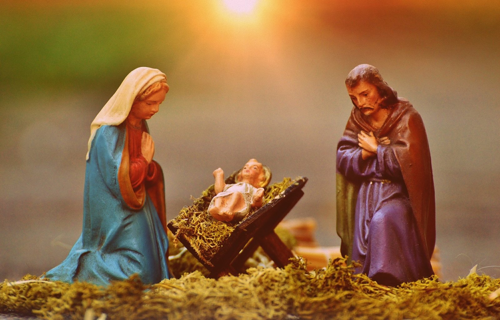 ceramic figurine of nativity scene christmas crib figures mary and joseph 2k