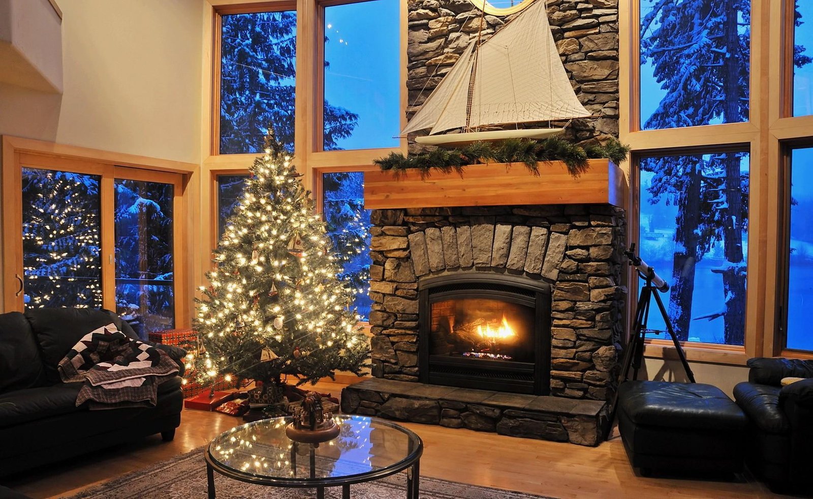 new year christmas tree fireplace gift box