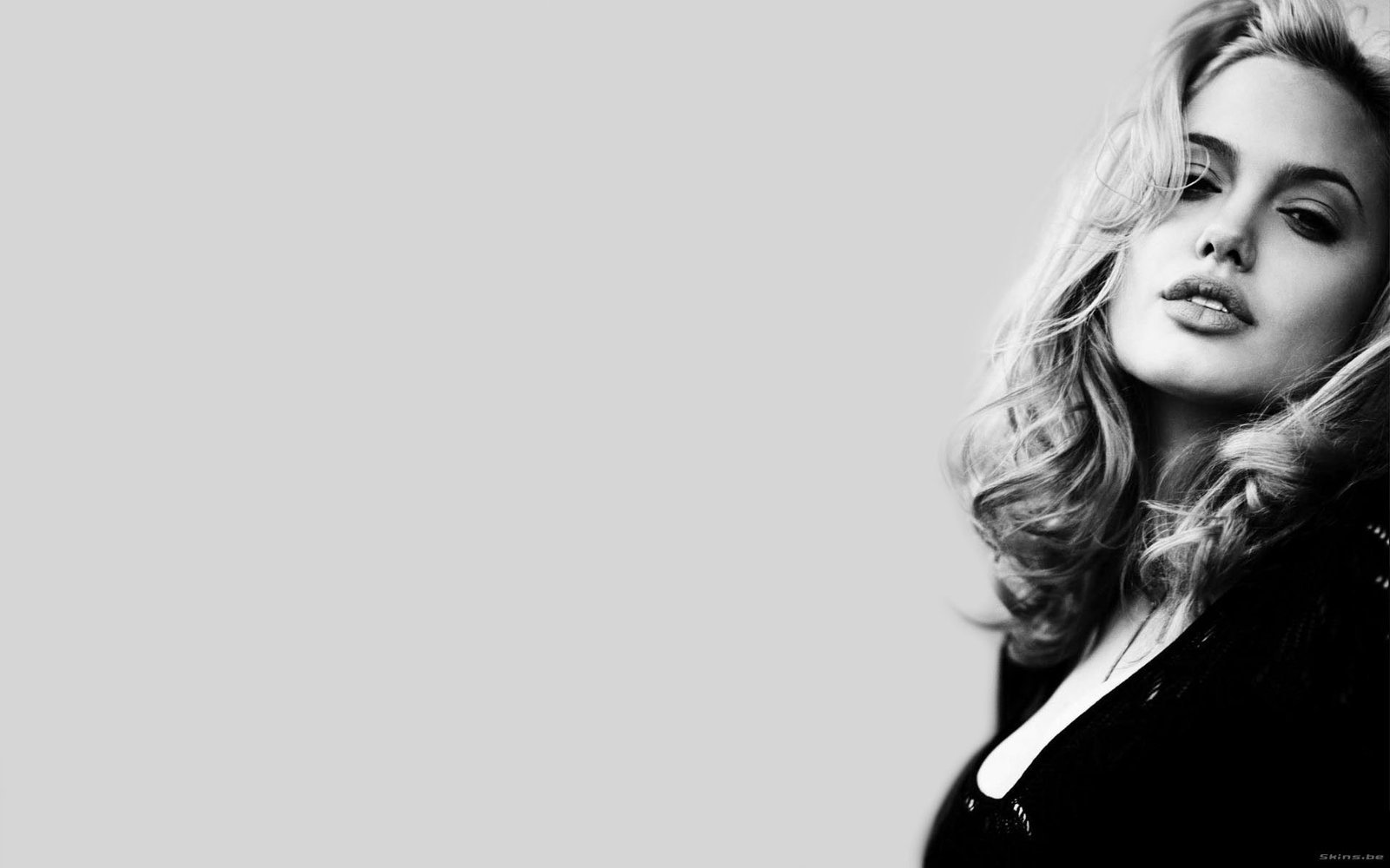 Actresses Angelina Jolie portrait one person hair long 55