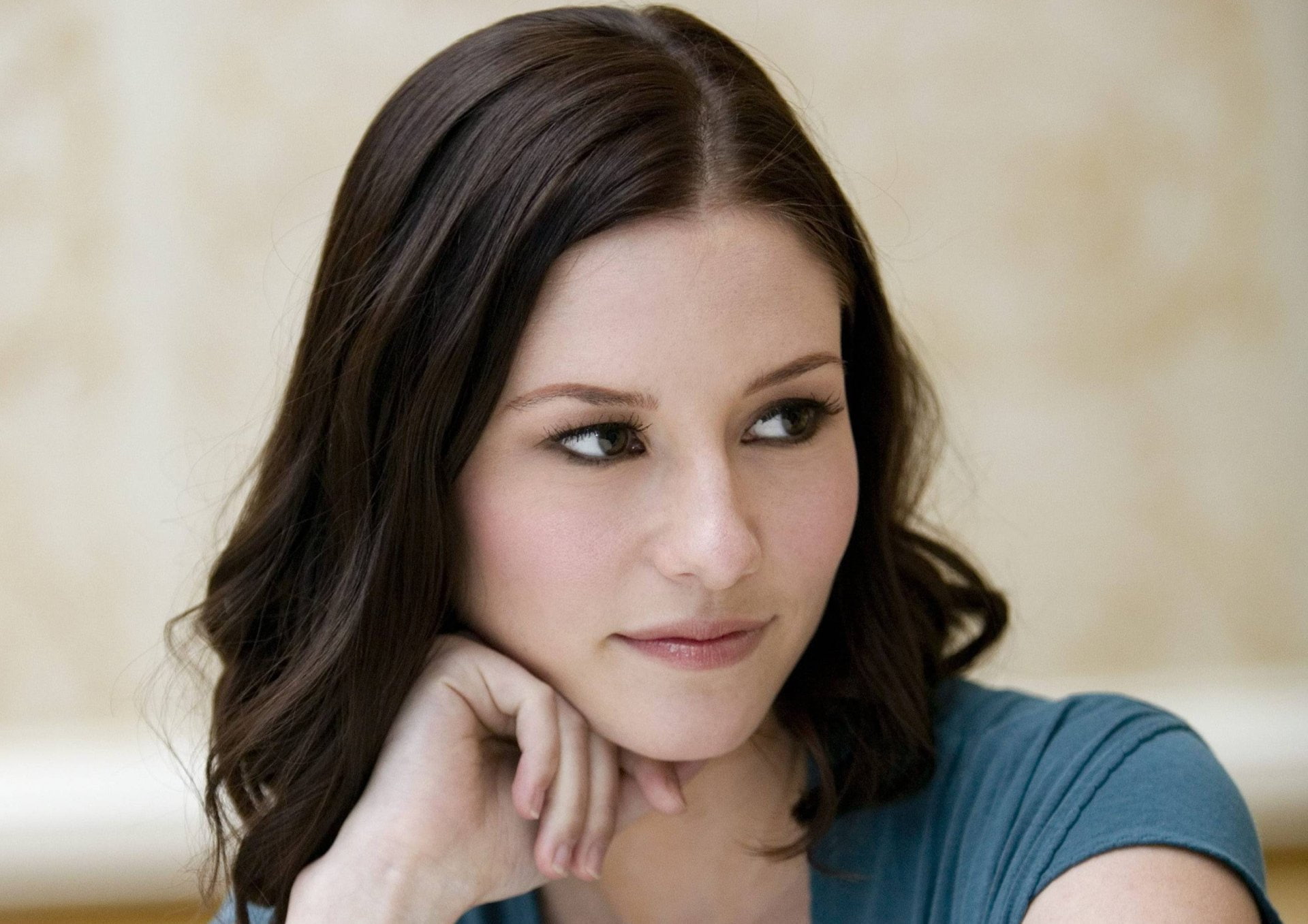 Actresses Chyler Leigh Brown Eyes Brunette Face
