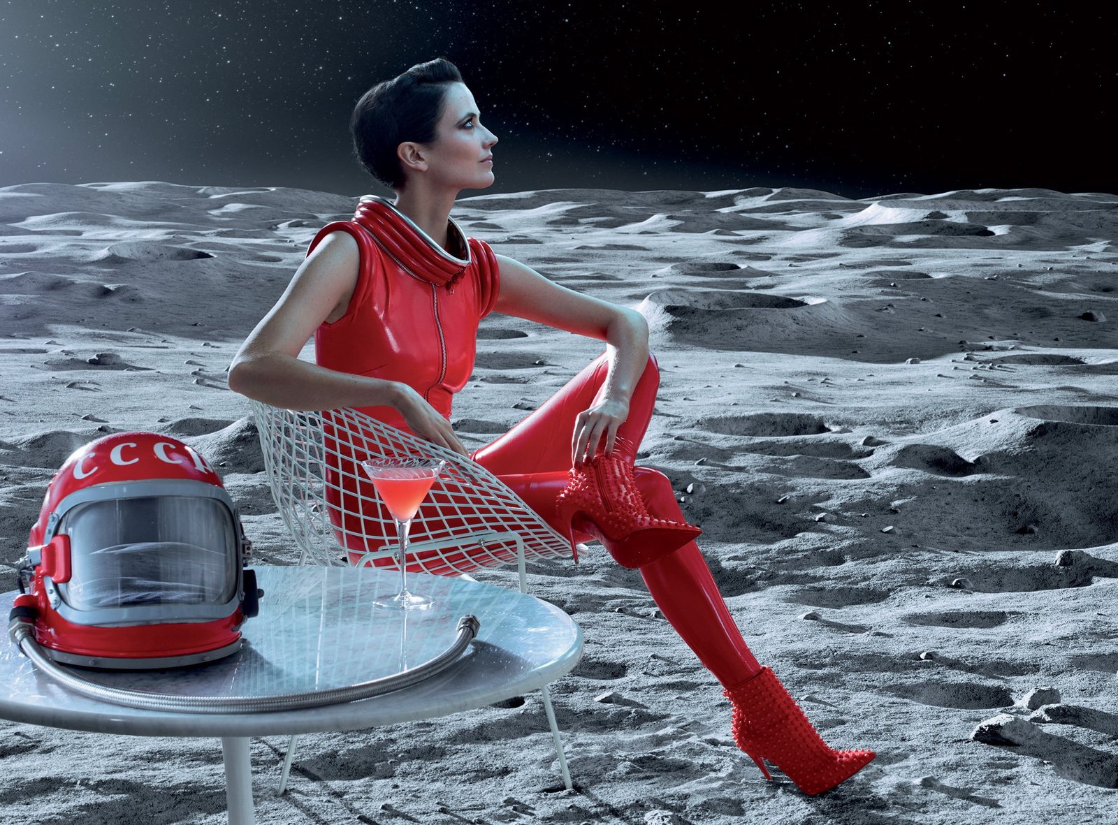 actress USSR helmet Eva Green 2k