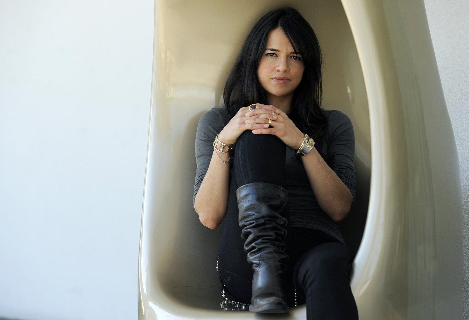 Actresses Michelle Rodriguez American Brunette Woman 2k