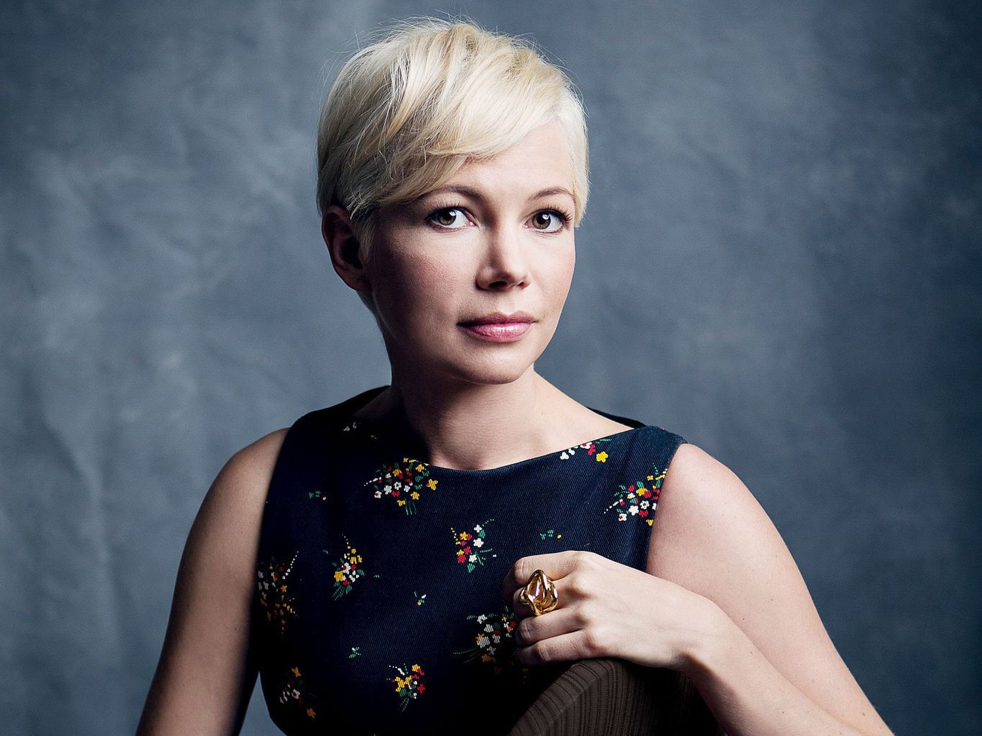 Actresses Michelle Williams Blonde Face Short Hair