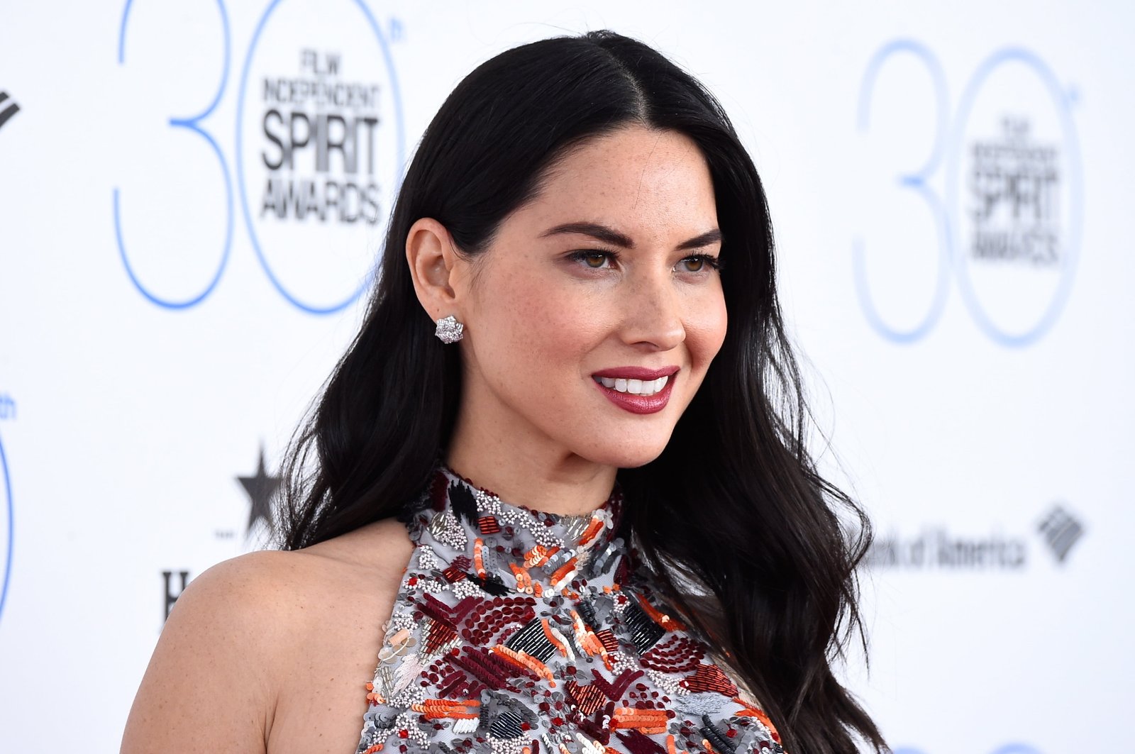 Actresses Olivia Munn 2k