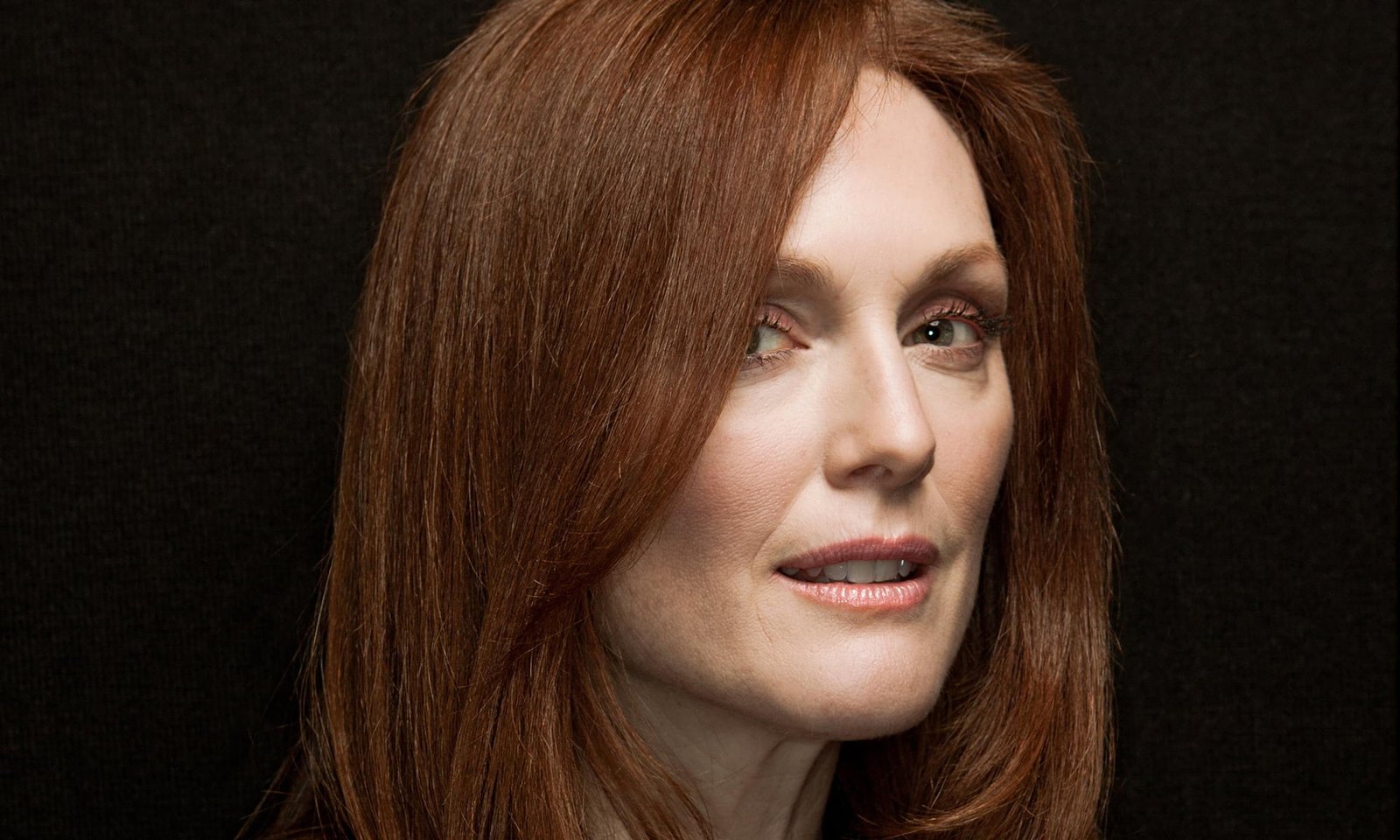Actresses Julianne Moore Celebrity Face Girl Redhead Woman