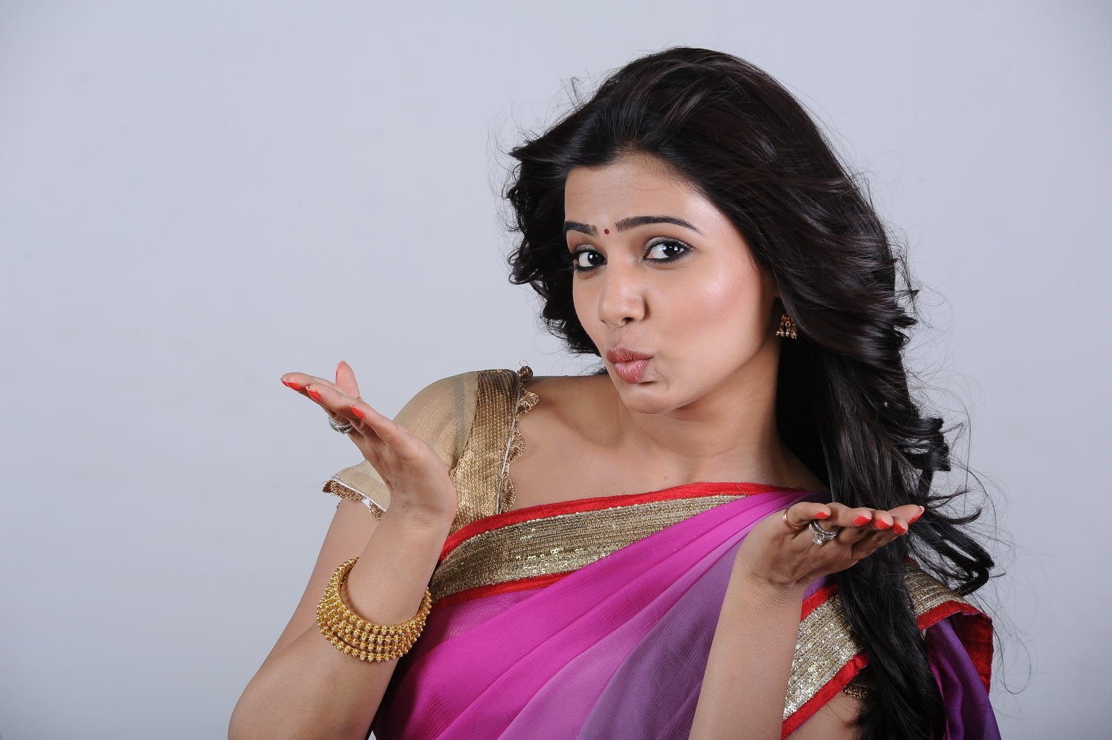 Actresses Samantha Ruth Prabhu Akkineni