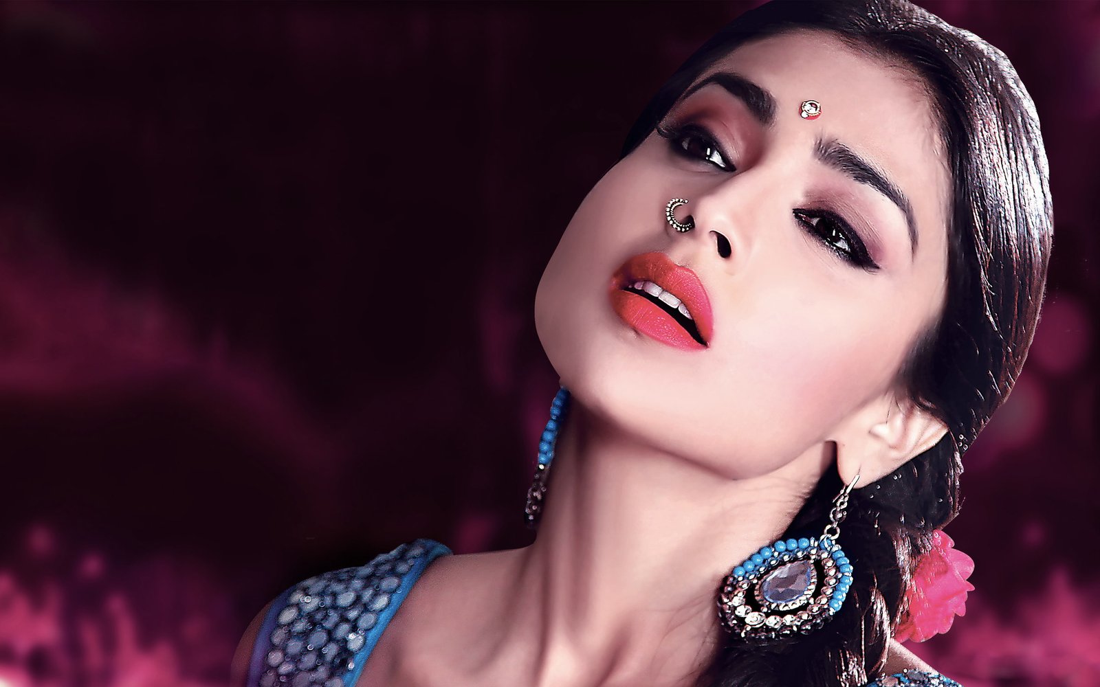 Actresses Shriya Saran 2k