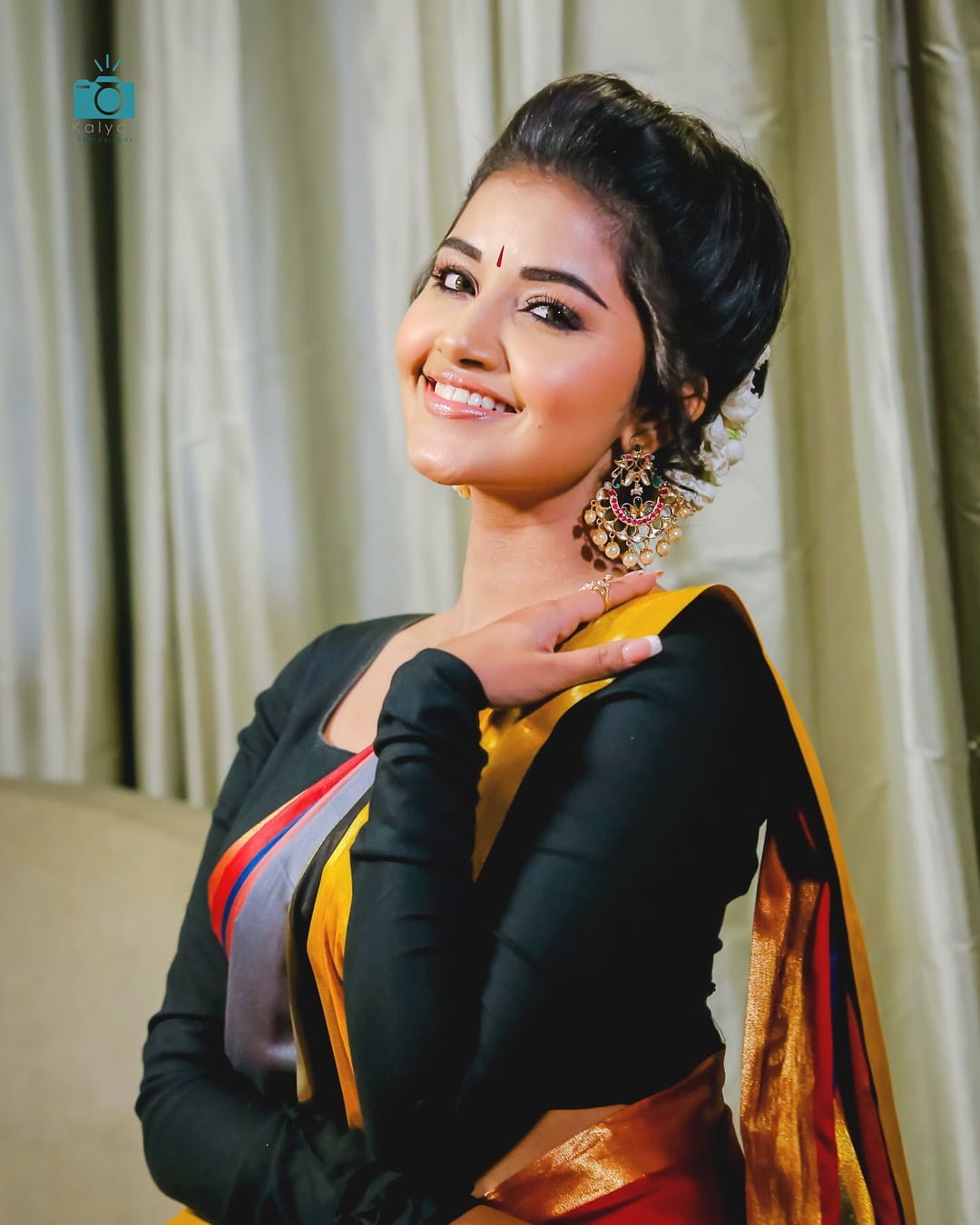 Anupama celebrity model actress Indian actors