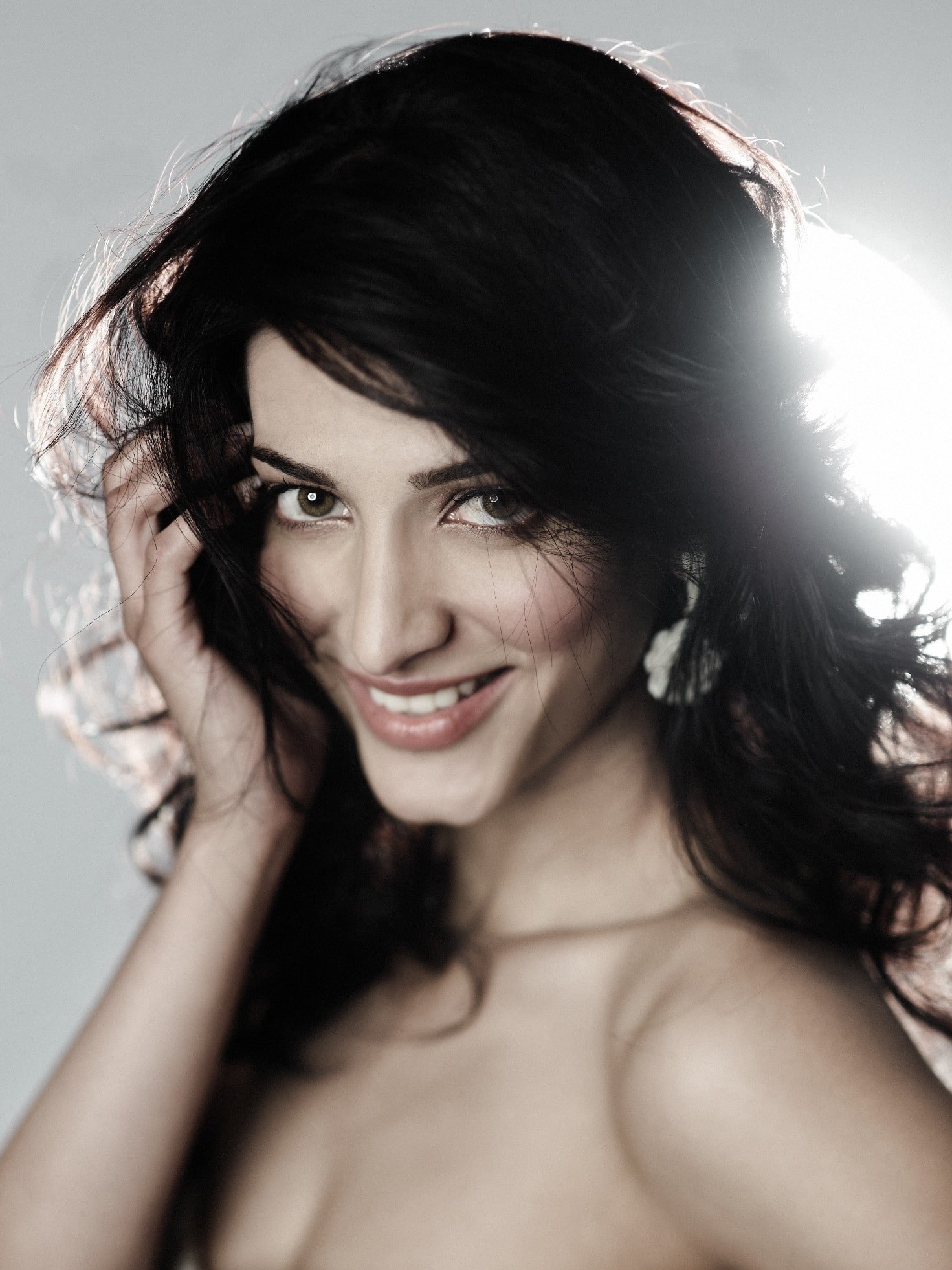 brunettes women actress india smiling bollywood indian shruti hasan Entertainment Bollywood HD Art