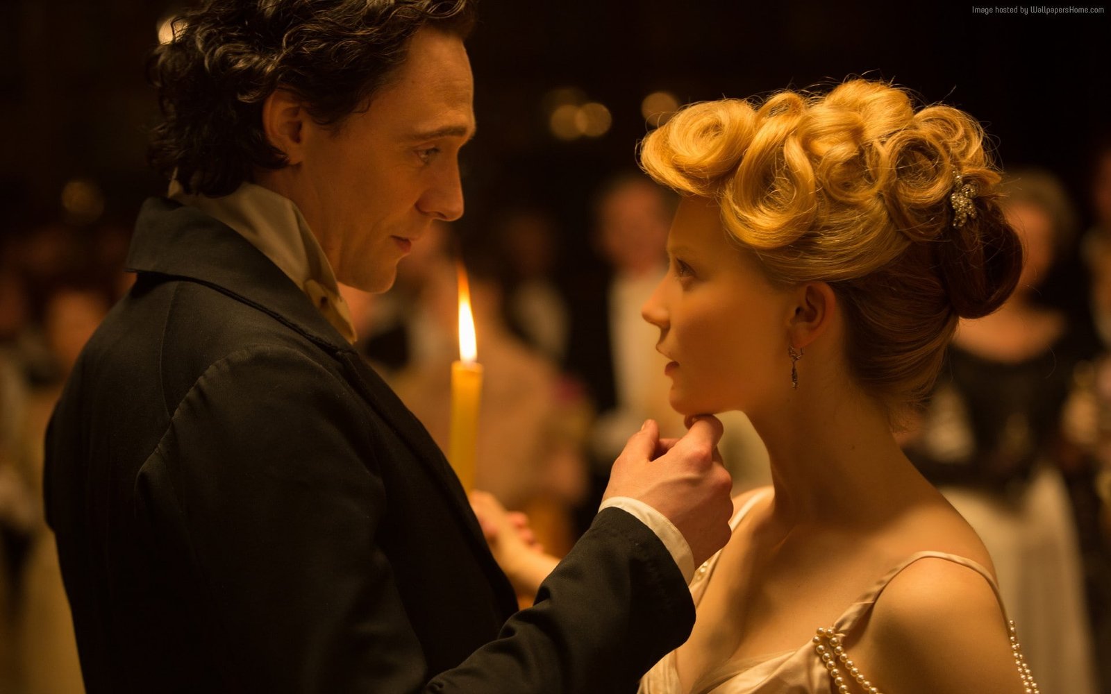 Crimson Peak Tom Hiddleston Mia Wasikowska actress actor 49