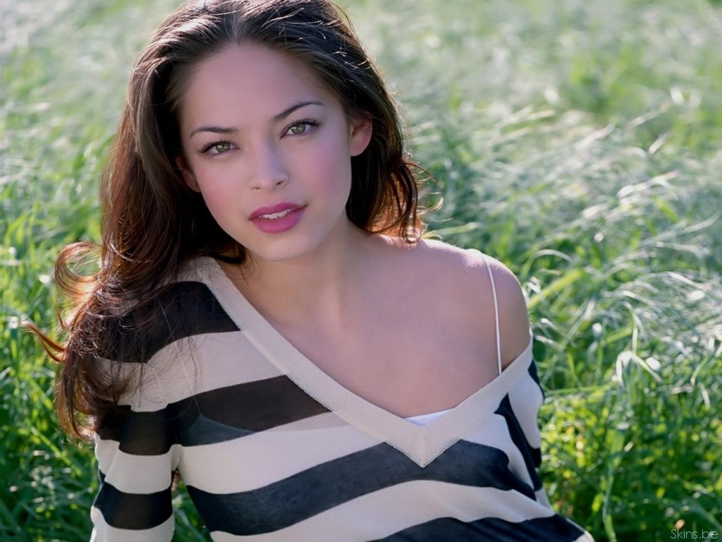 Kristin Kreuk women actress brunette portrait looking at camera