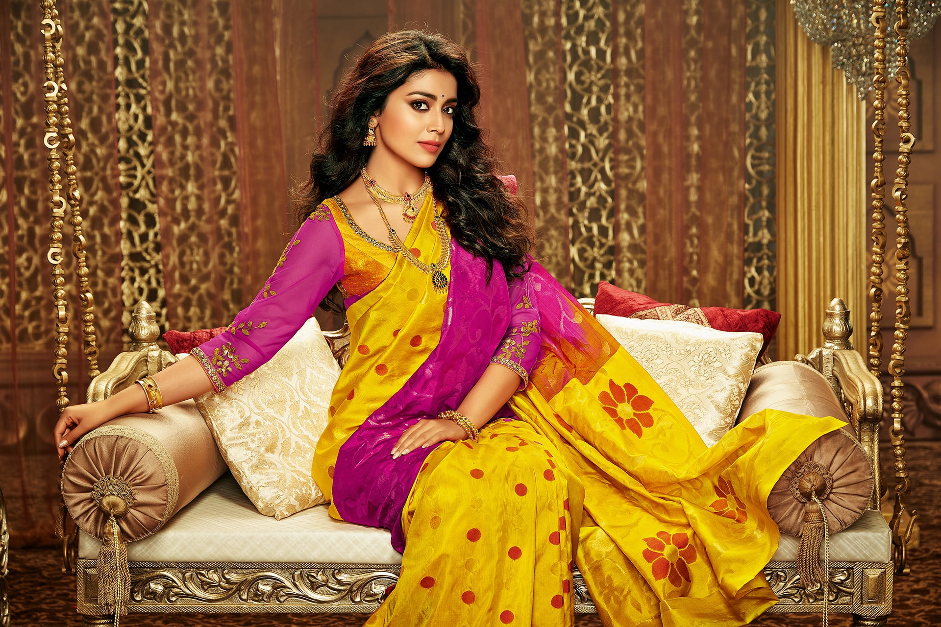 model women red lipstick actress saree necklace bangles