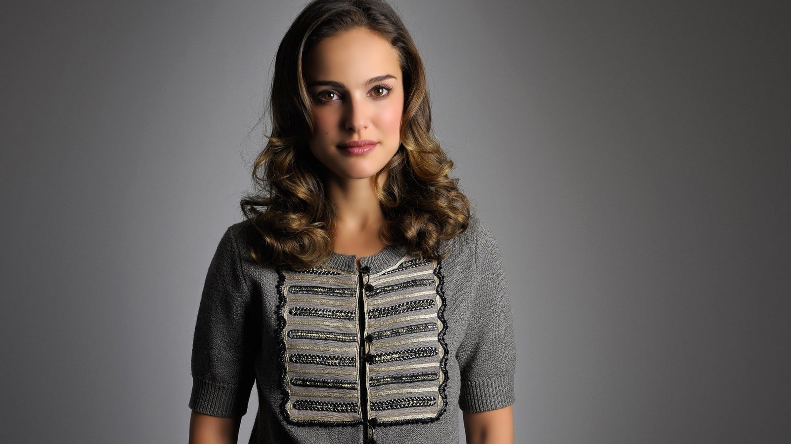 Natalie Portman women actress portrait celebrity looking at camera