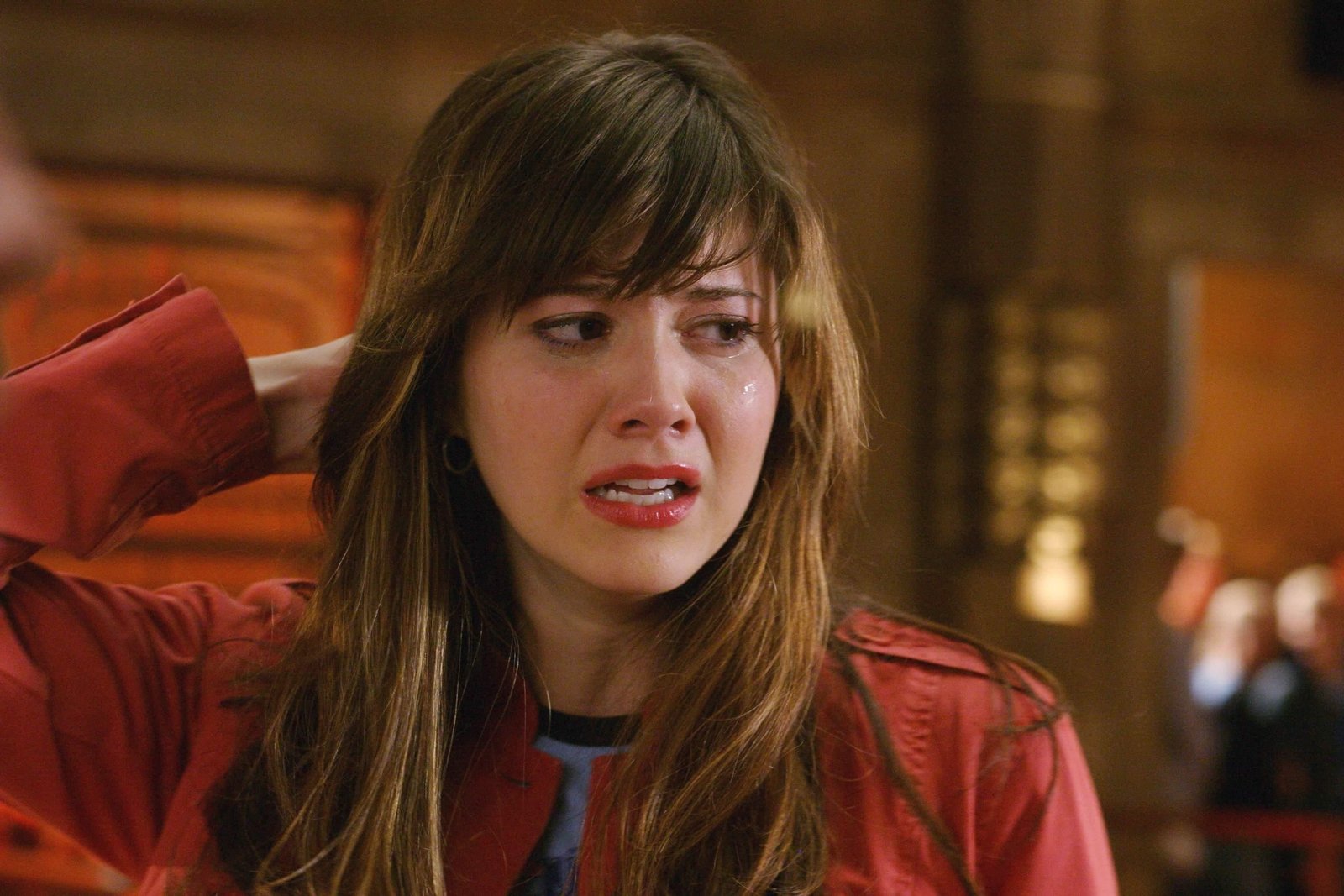 Mary Elizabeth Winstead actress brunette brown eyes red lipstick 2k