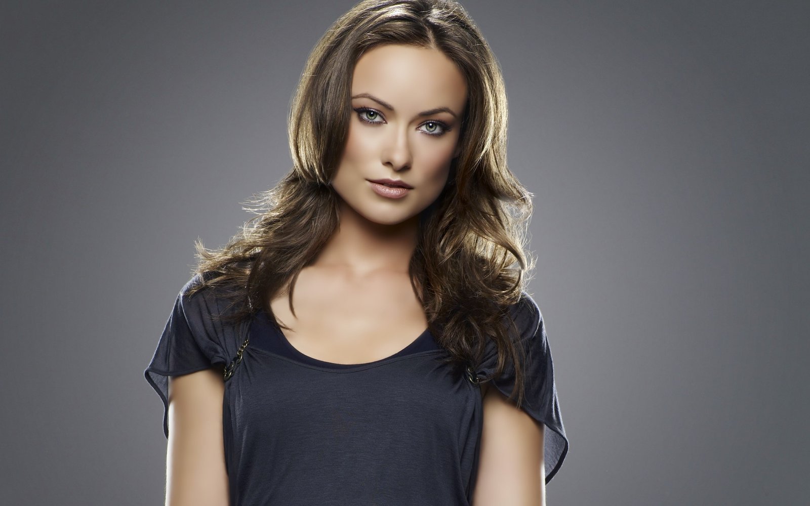Olivia Wilde actress model blurred Photoshop brunette 2k