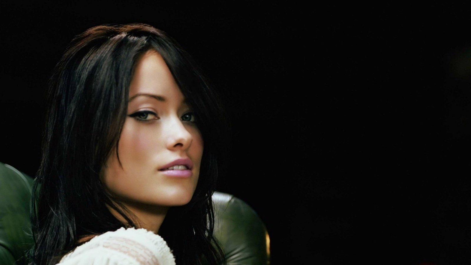 Olivia Wilde face women black background simple