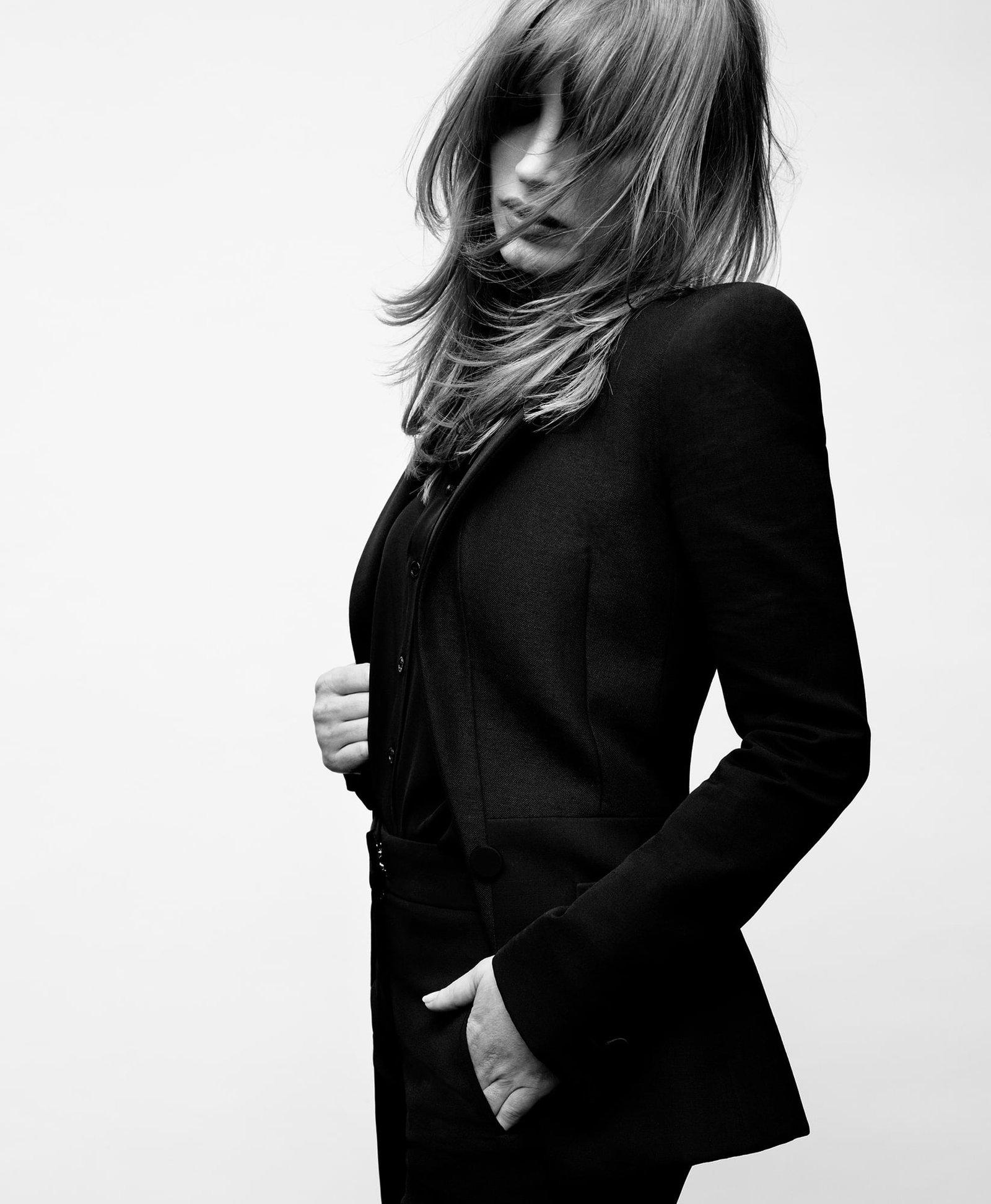 women actress Jessica Chastain studio shot one person standing