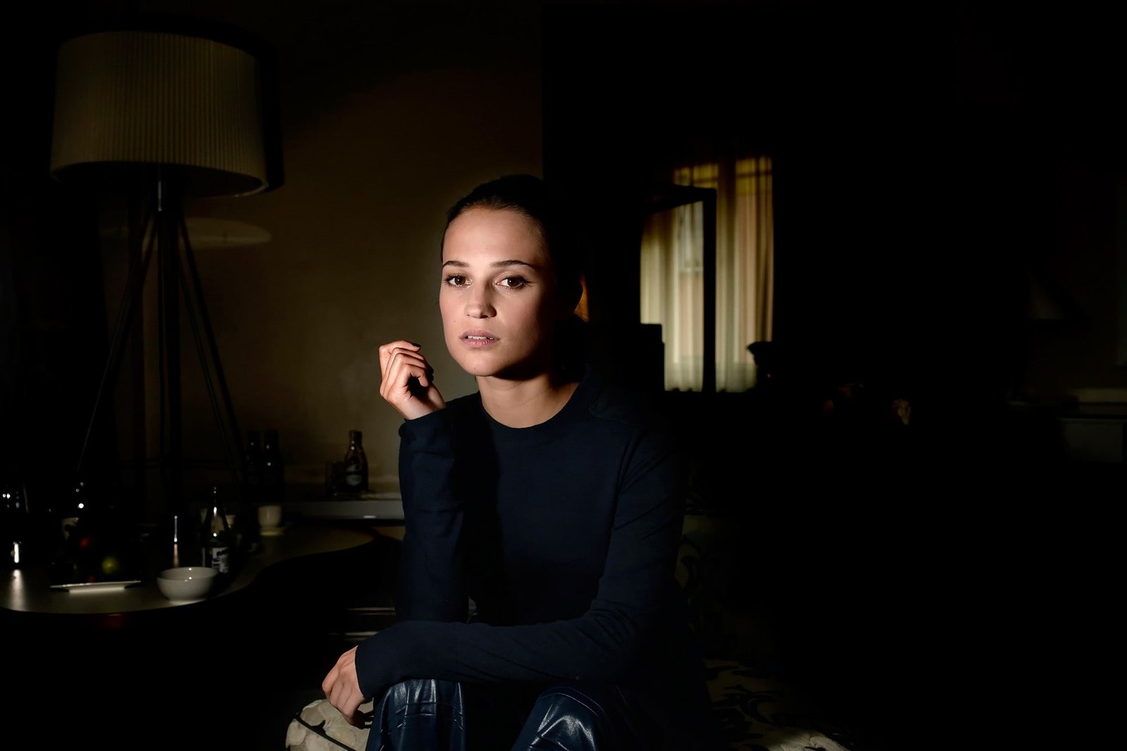 women portrait model actress Alicia Vikander black clothing 2k
