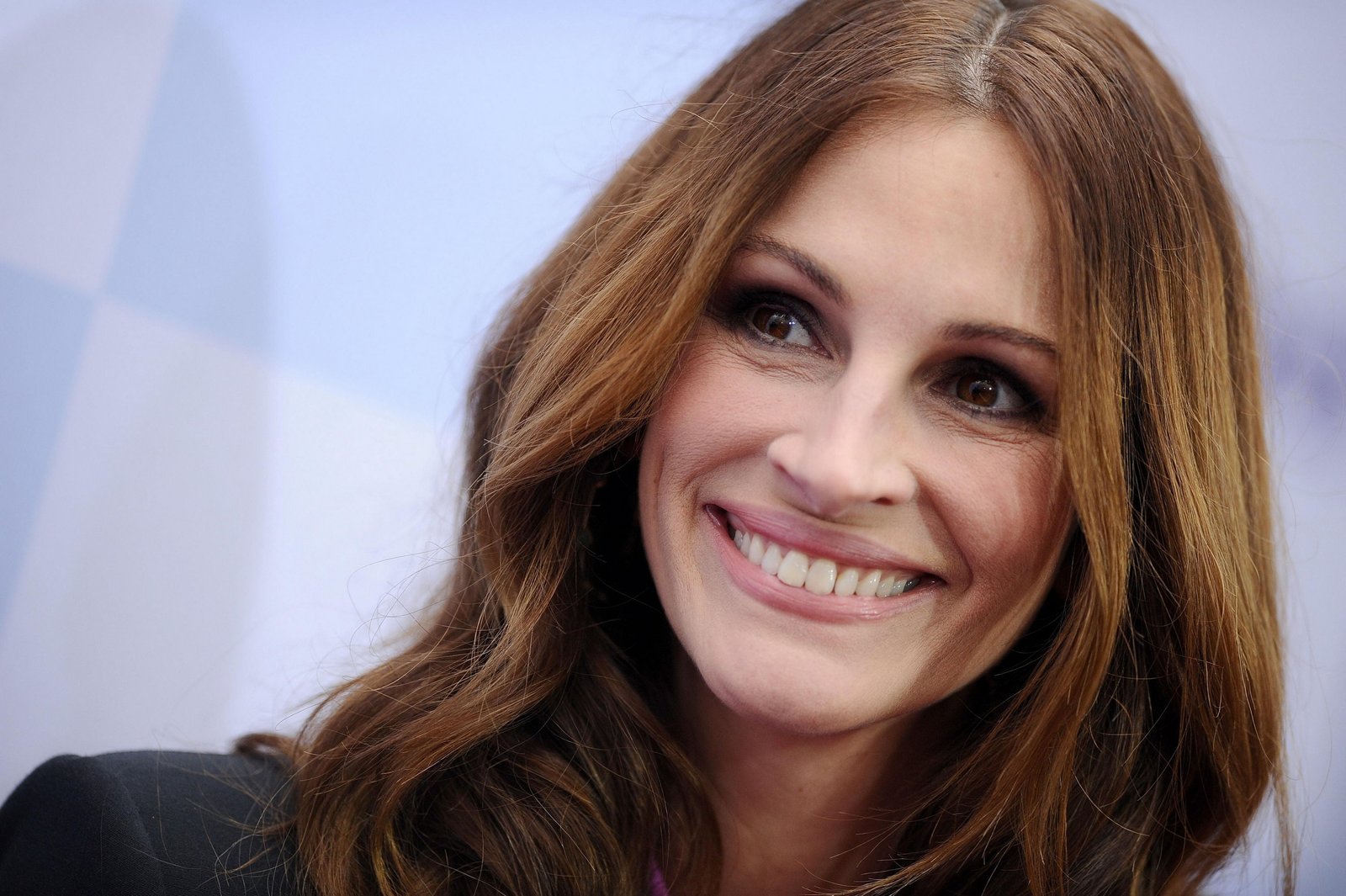 women's black top julia roberts actress smile brunette smiling 2k