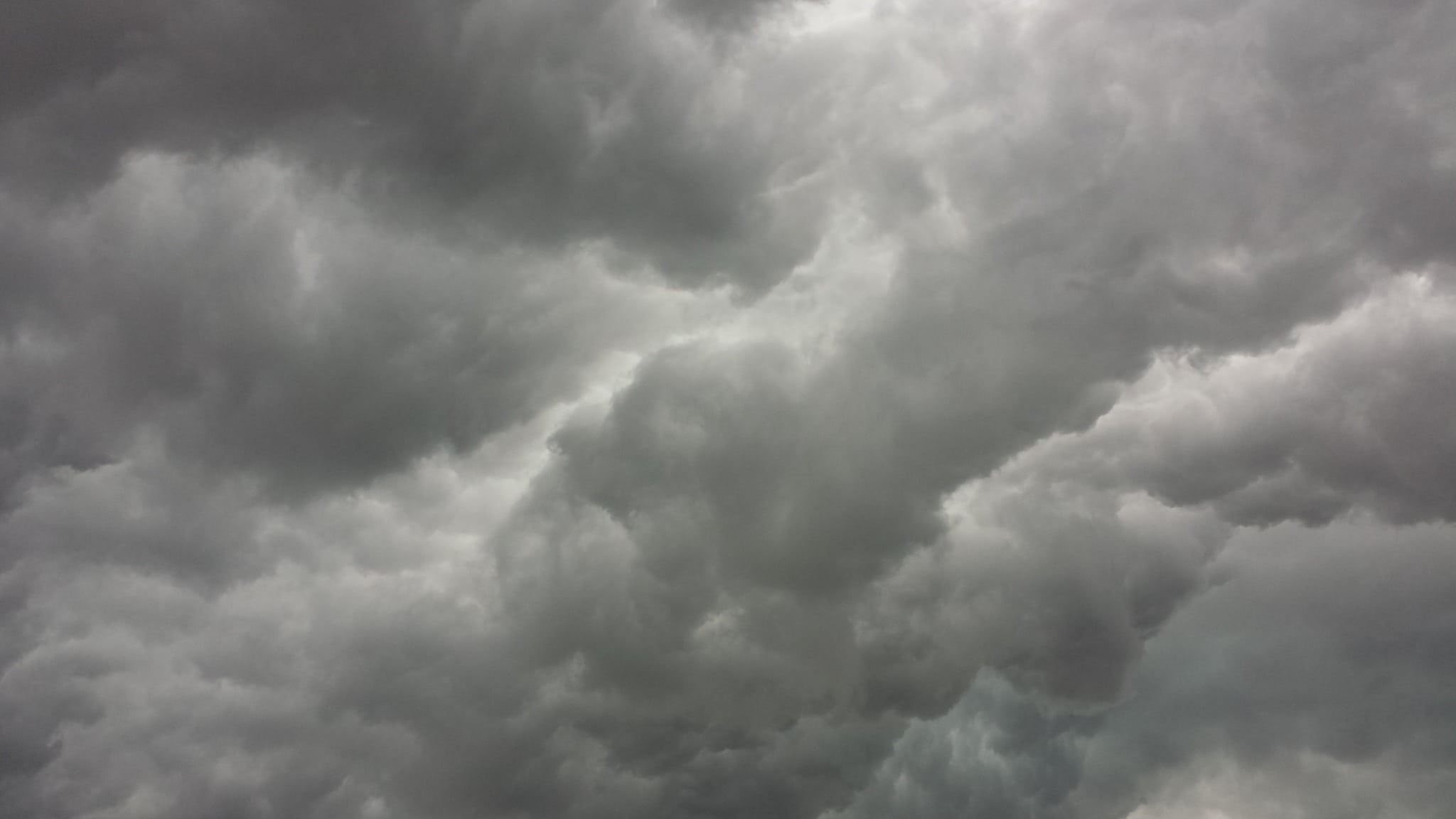white and gray clouds storm thunderstorm grey sky 2k