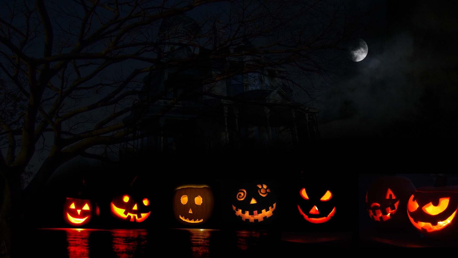 Halloween Jacks pumpkin jack o lantern moon haunted and abstract 2k