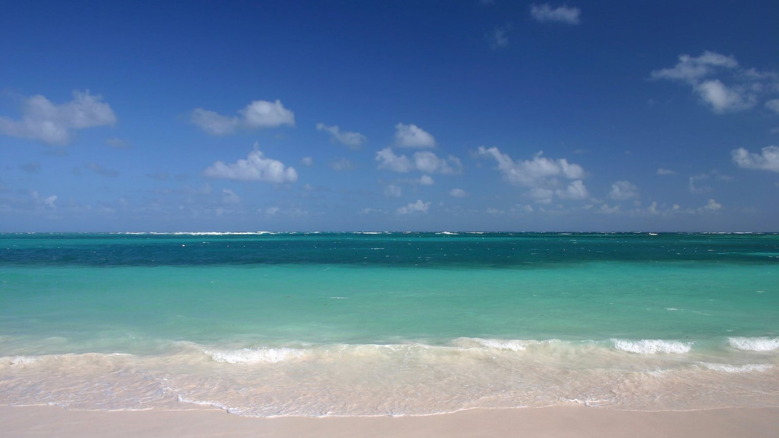 beige shoreline beach waves sea sky horizon water scenics nature 2k