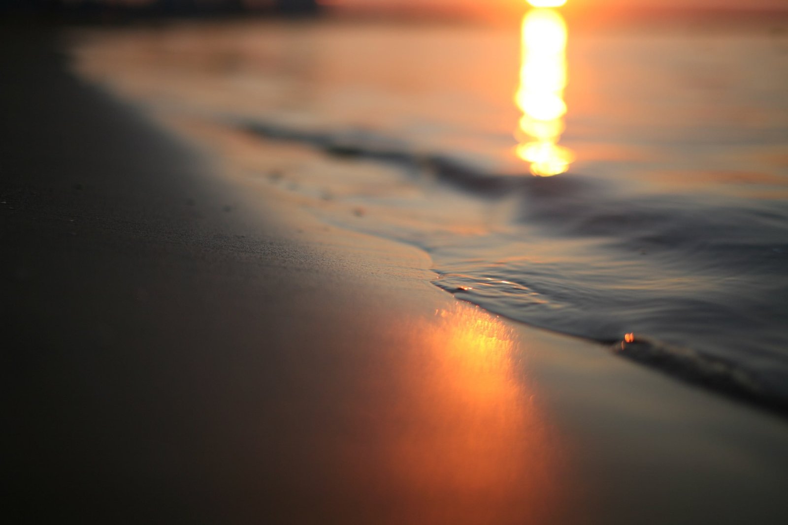 closeup photo of sea water on shore nature Adriatic Sea beach 2k