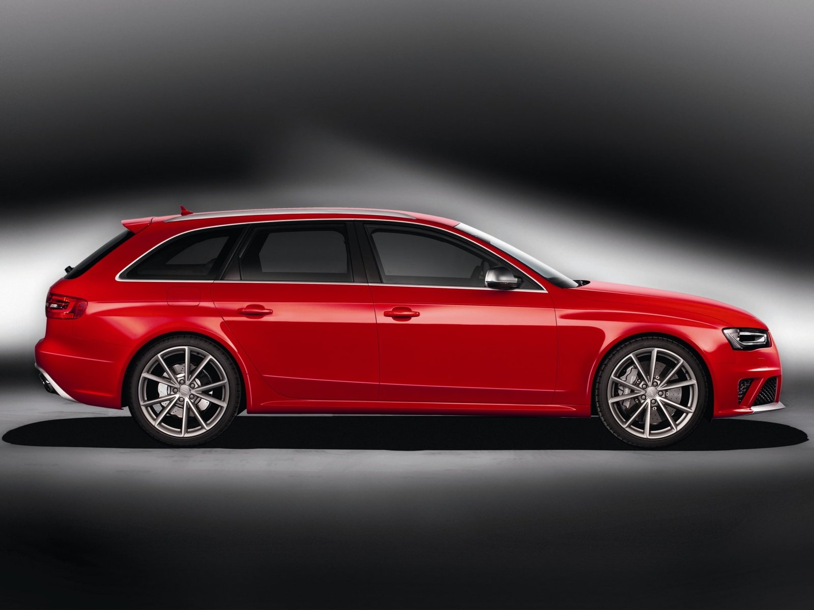 audi avant 2k