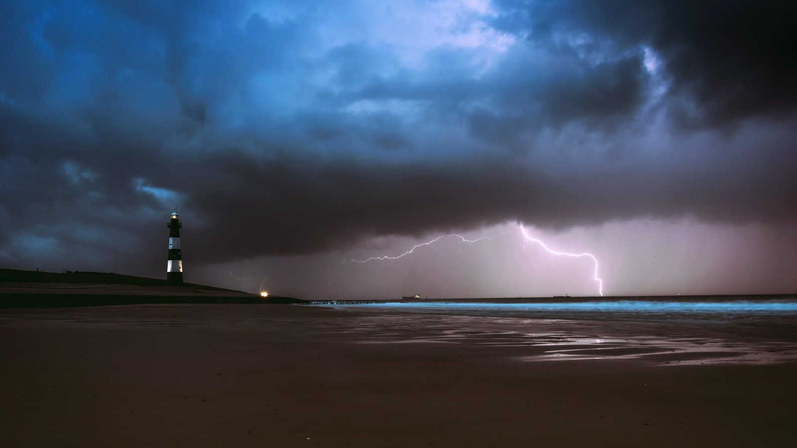 sky sea horizon cloud atmosphere storm thunder phenomenon 2k 4k