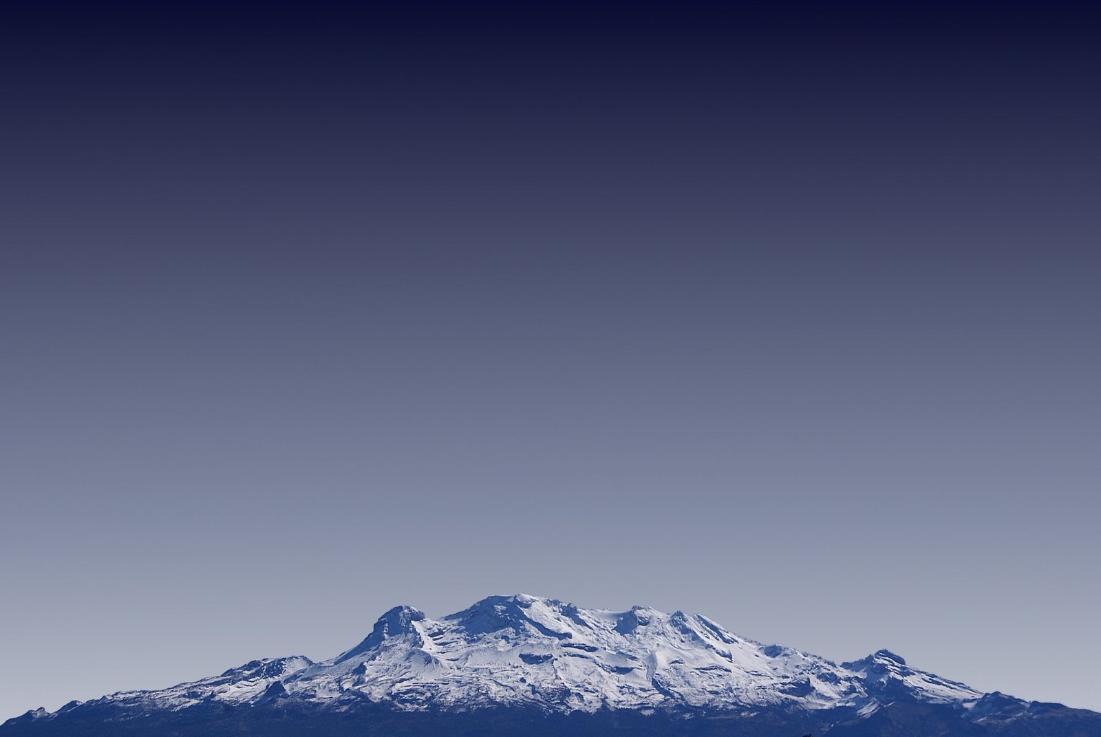 white and black mountain photo org Estado de M xico Mujer 2k