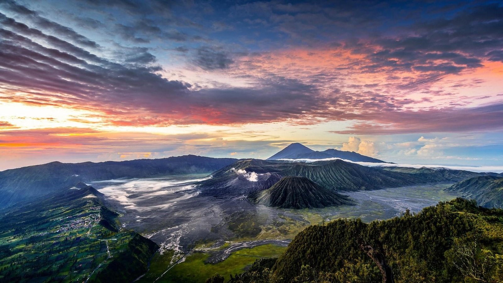 highland east java tengger massif volcano indonesia phenomenon 2k