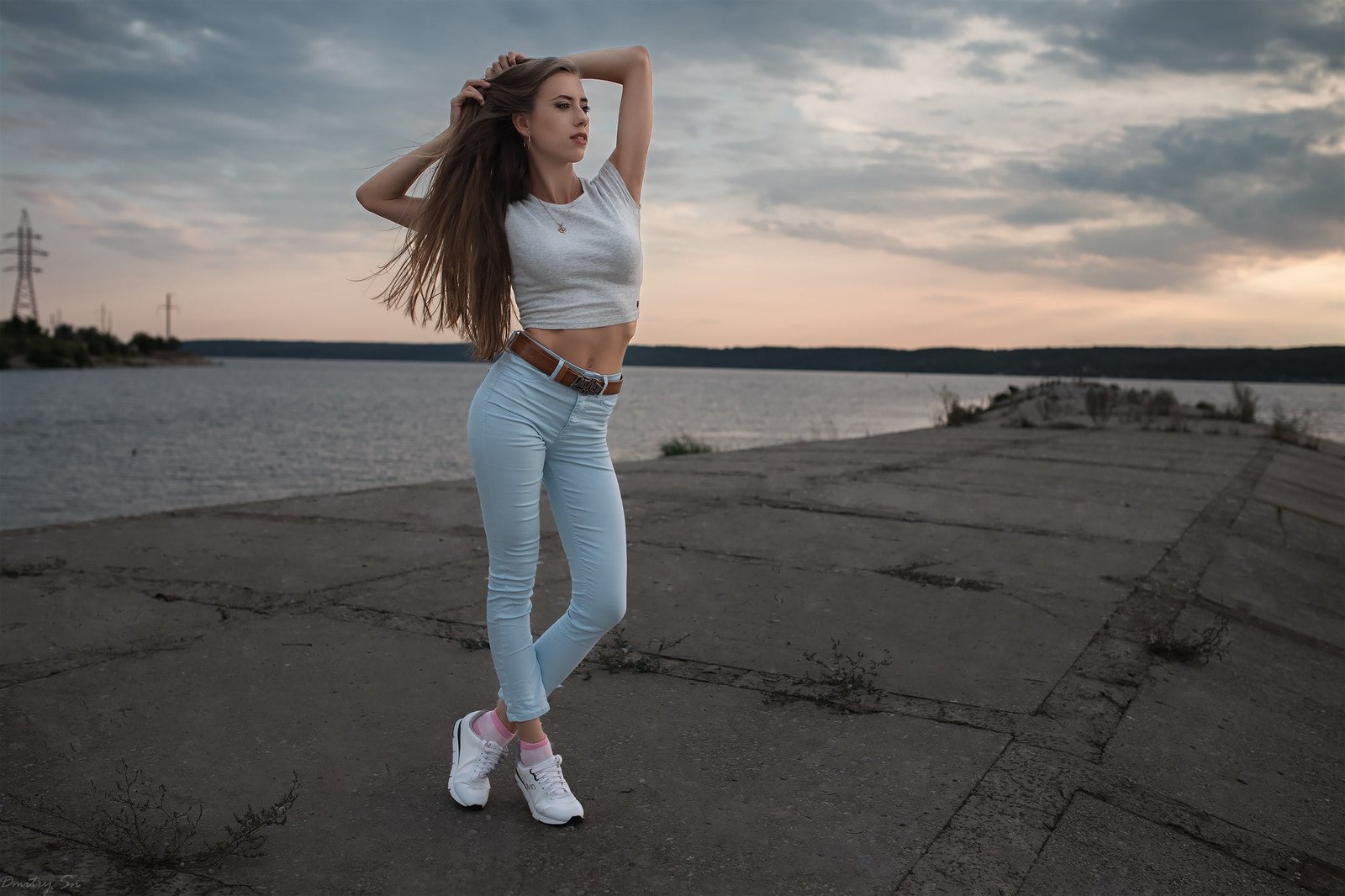 women's white crop top and teal pants arms up Dmitry Shulgin 2k