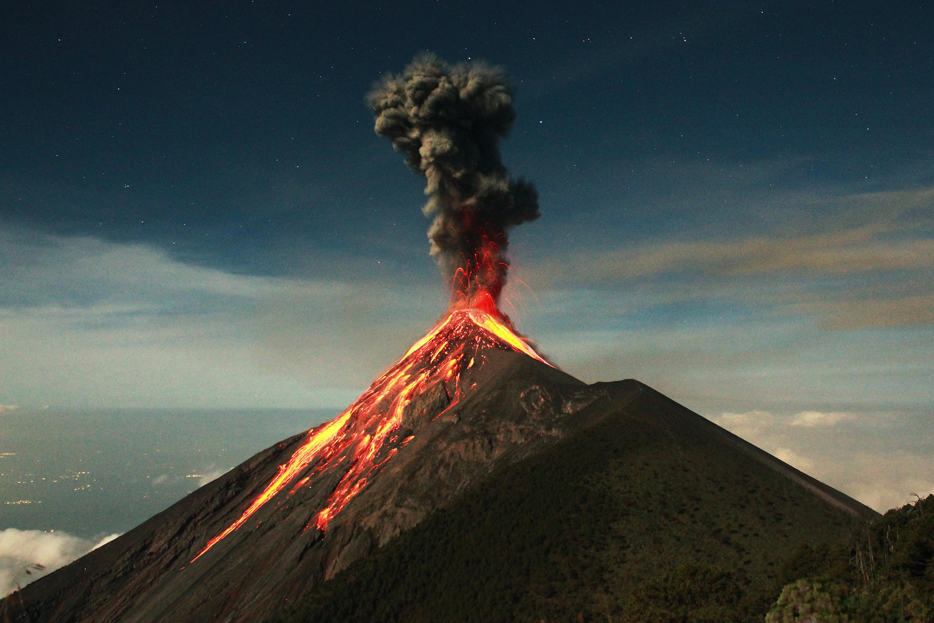 Guatemala landscape volcano nature eruption 2k