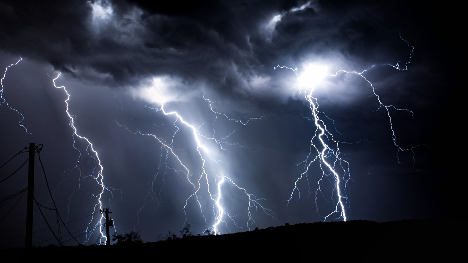 lightning thunder sky thunderstorm atmosphere darkness 2k 4k