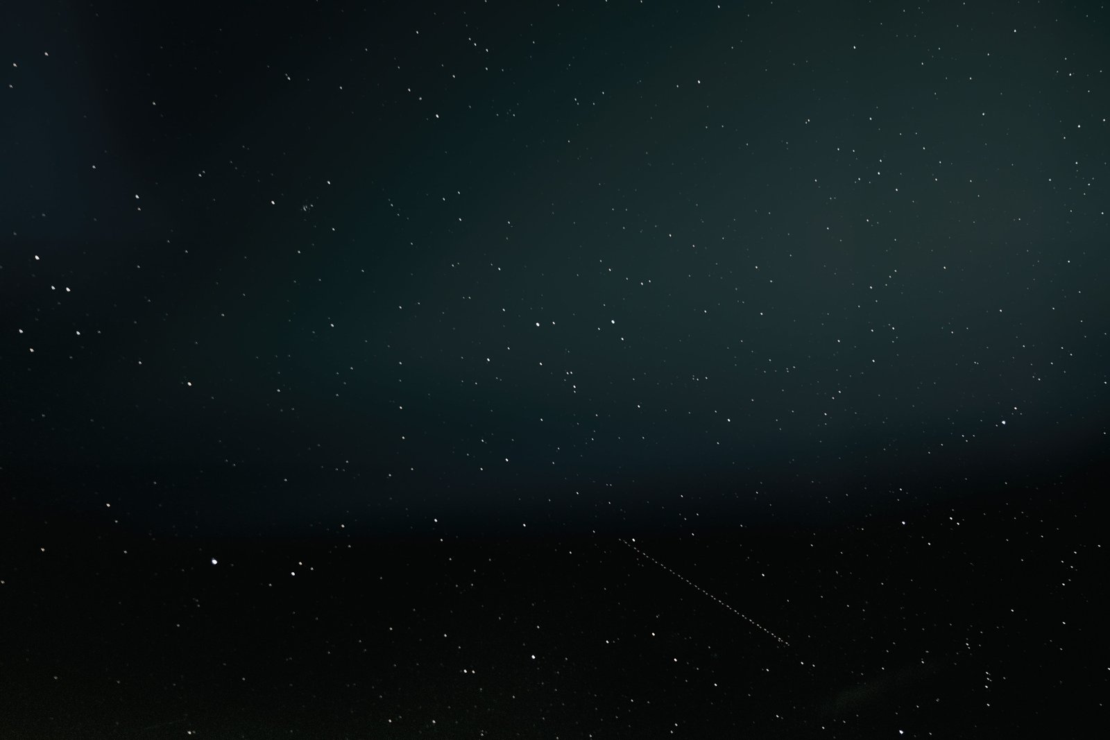 starry sky wallpaper night star trails dark nature calm 2k 4k 5k