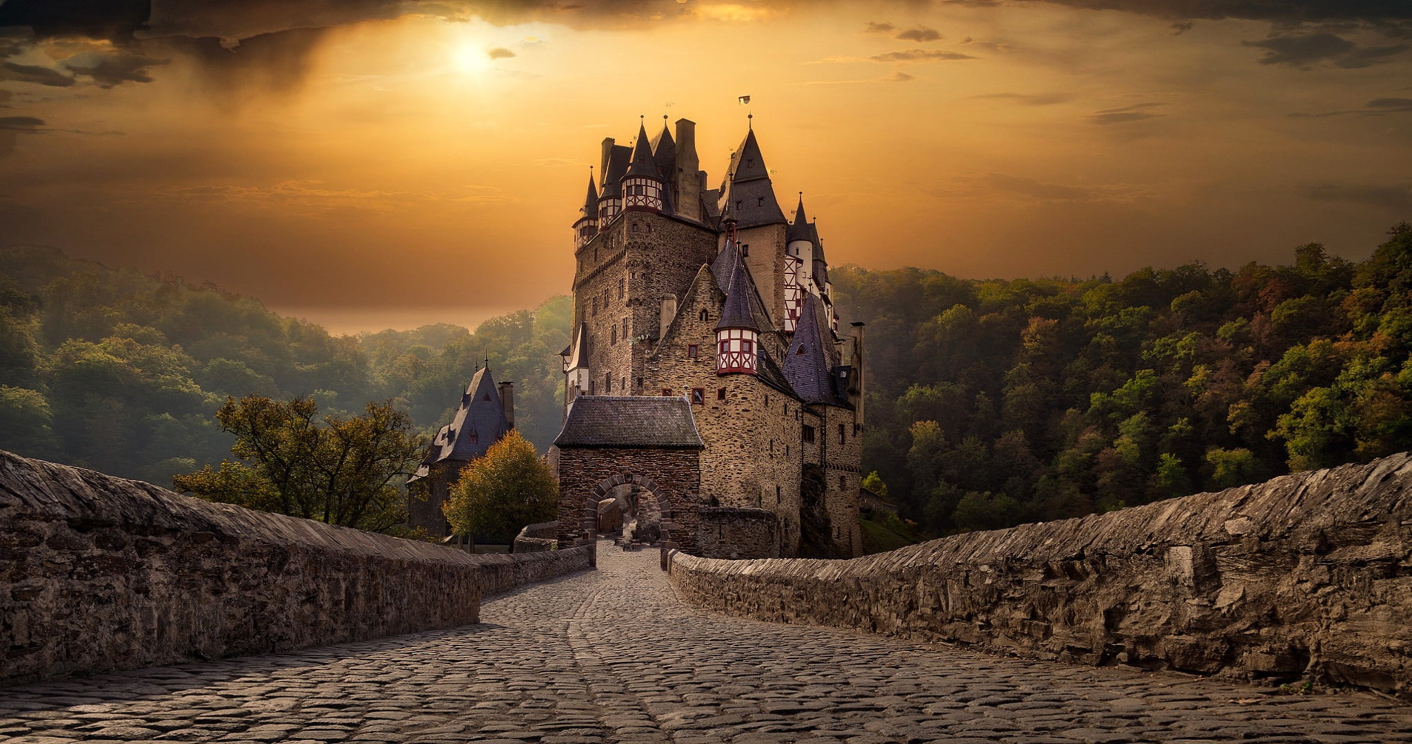 sunset nature castle Germany Burg Eltz 2k
