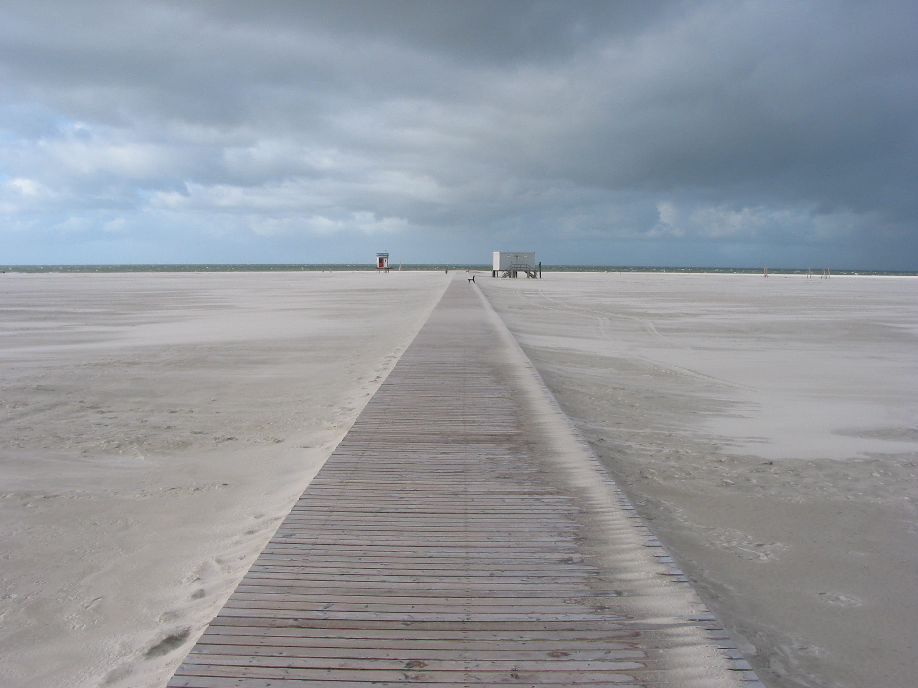 amrum germany nordsee beach cloud sky land sea sand 2k