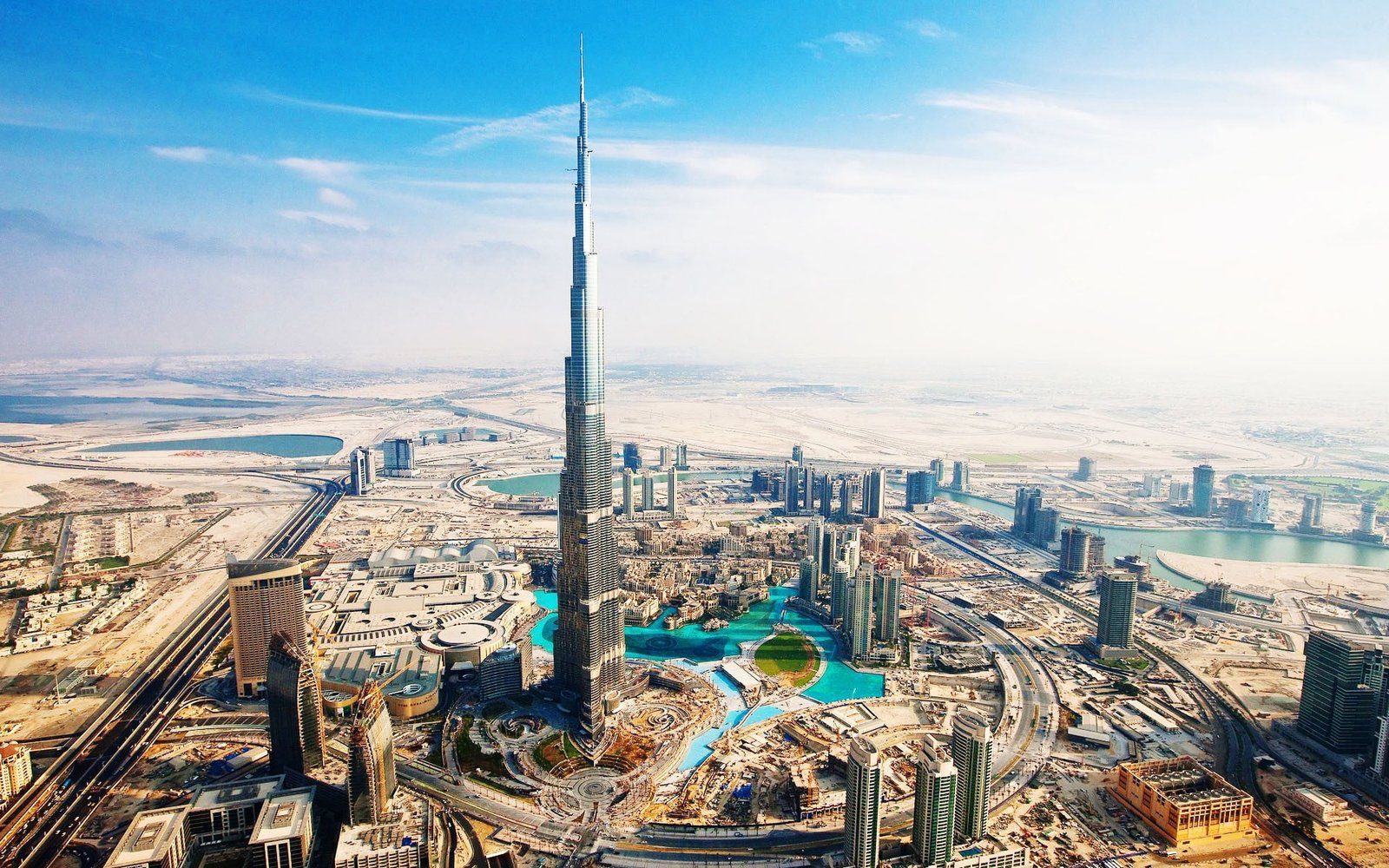 Burj Khalifa Dubai cityscape desert skyscraper architecture 2k