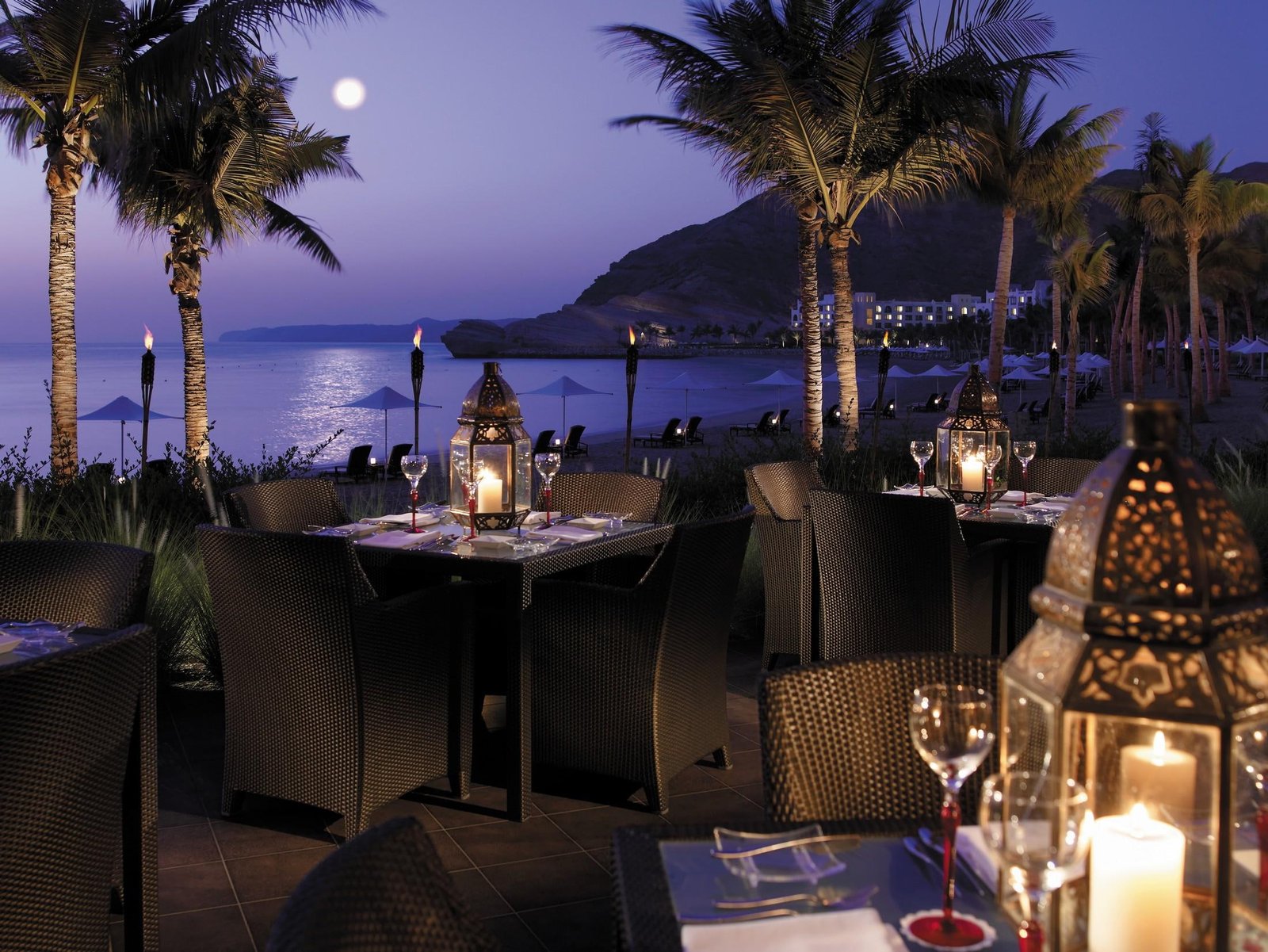 Candlelight Beach Dining view island hotel resort dine sunset 2k