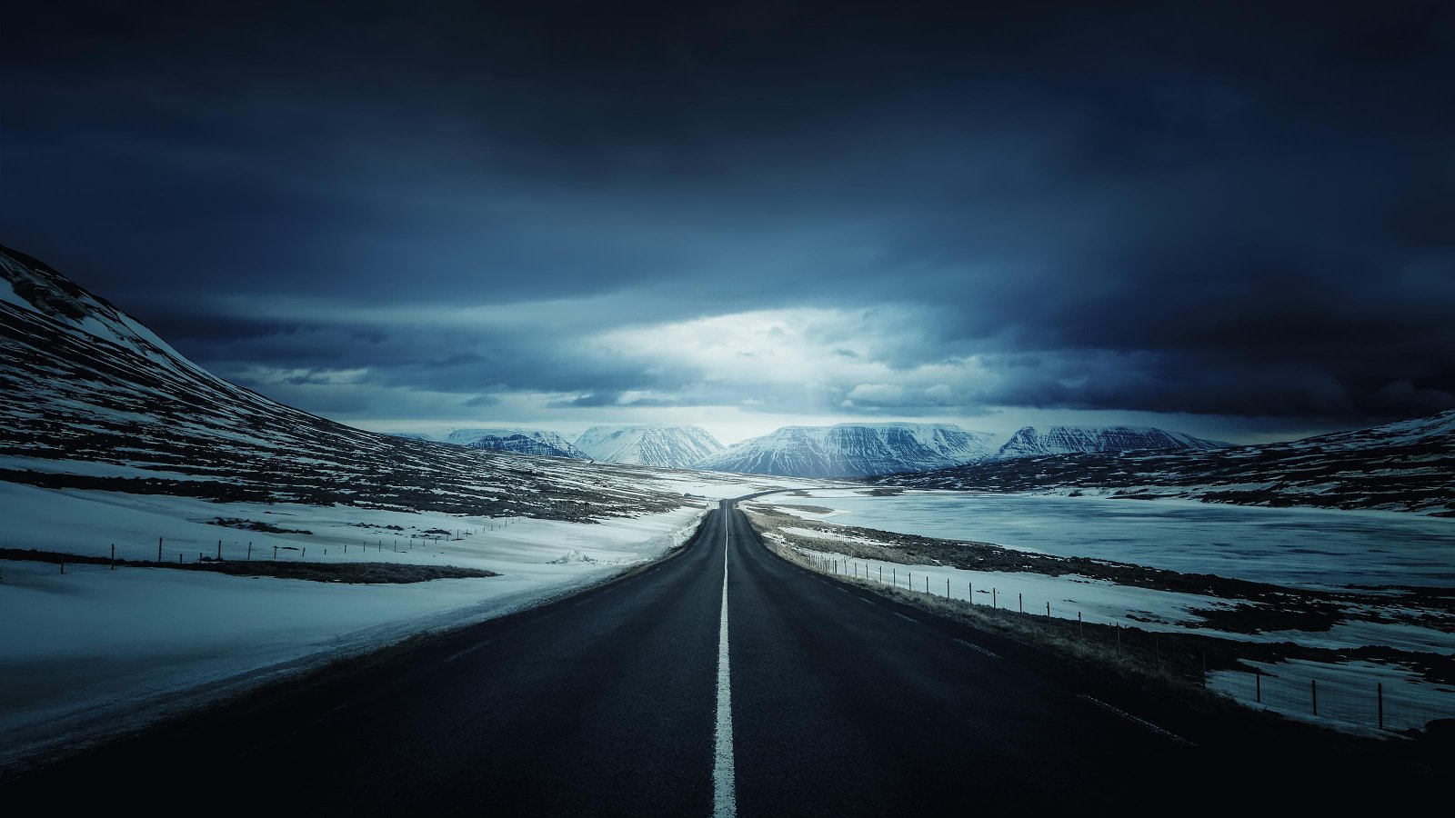 On Iceland s Ring Road
