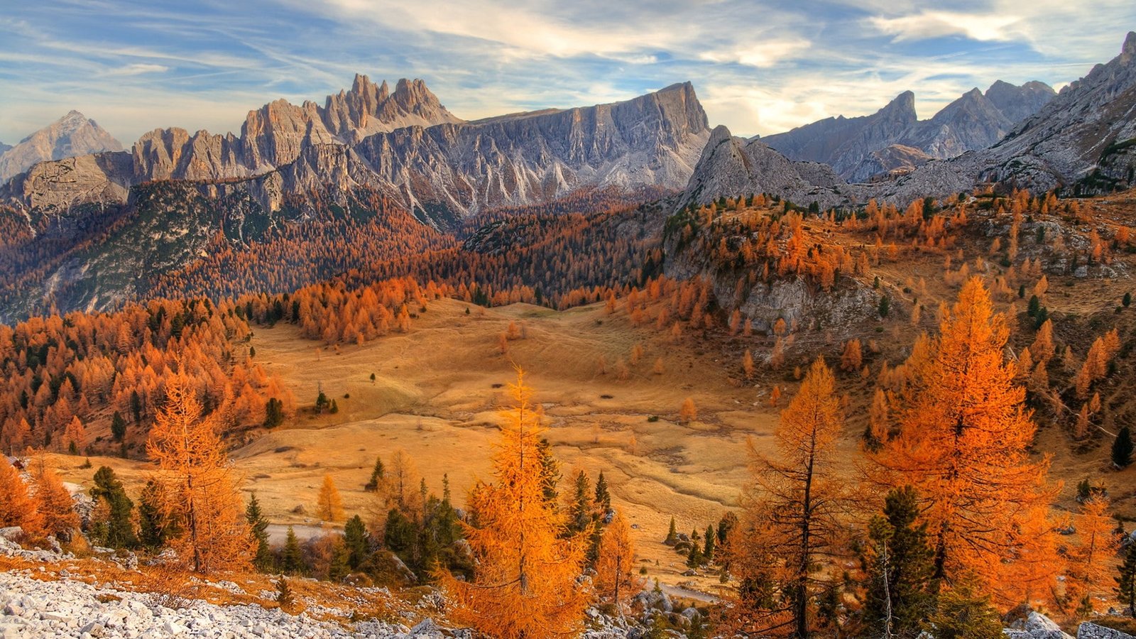 sky belluno alps dolomiti ampezzane mountain range nuvolao 2k