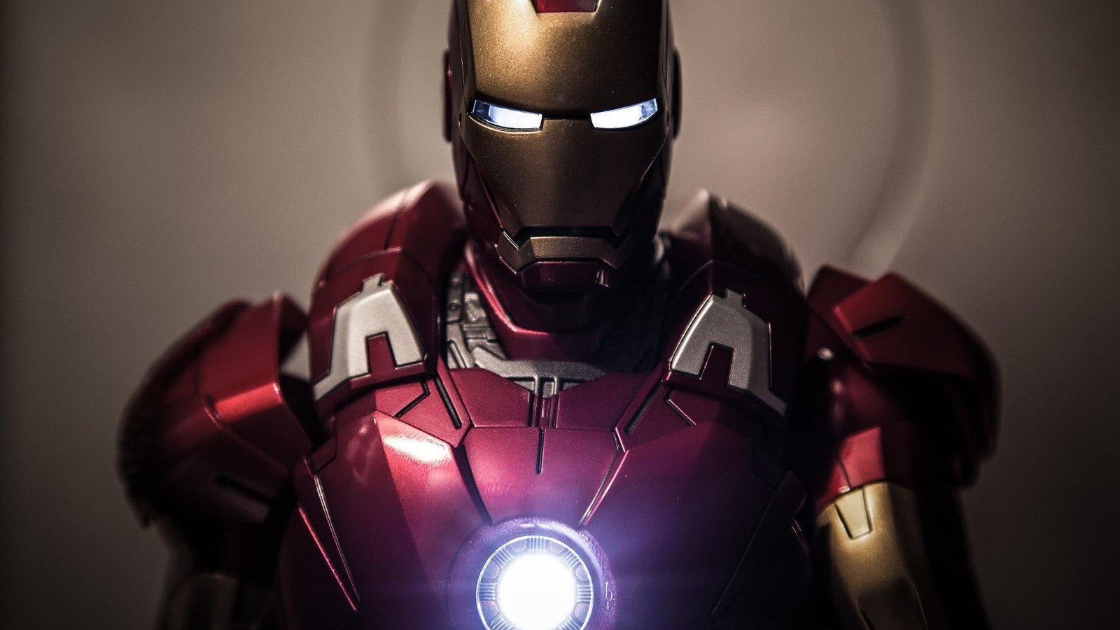 Iron Man superhero Marvel Comics 2k