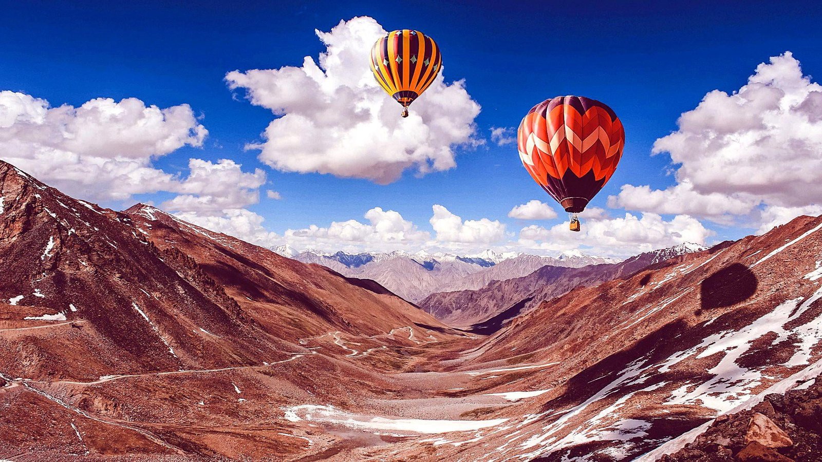 daytime mount scenery fluffy clouds badlands asia ladakh mountains 2k