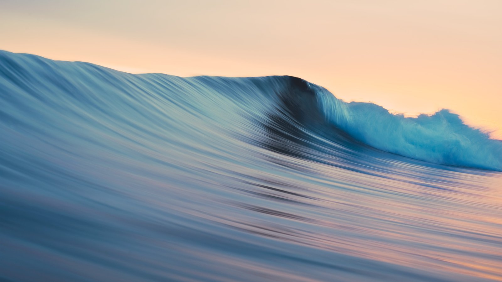ocean wave photo OSX wallpaper rolling waves blue 2k 4k 5k