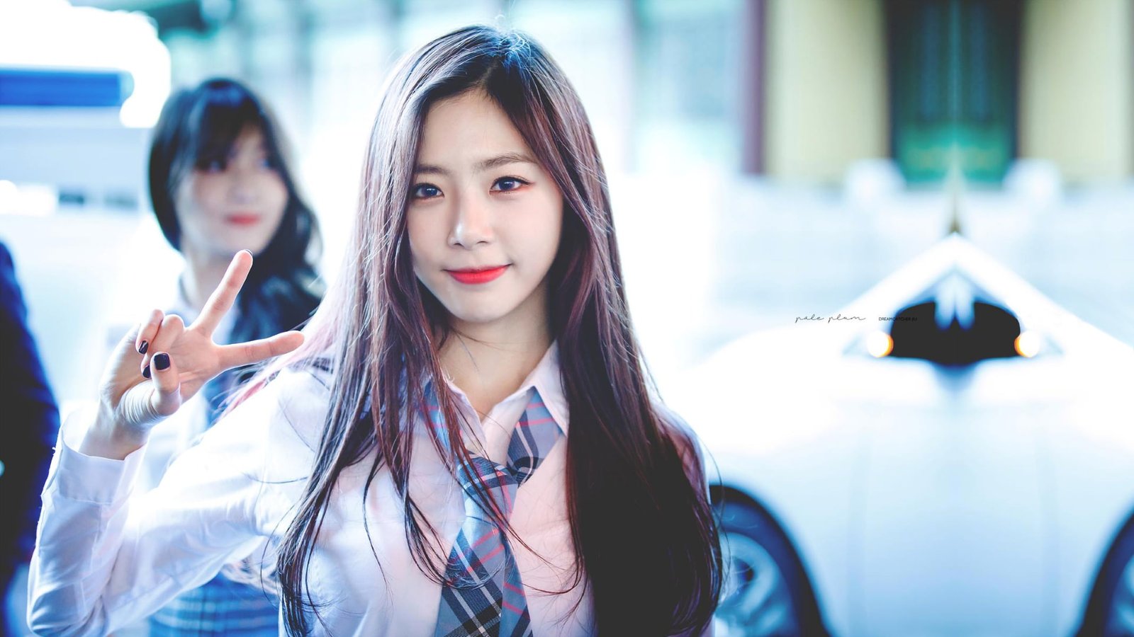 dreamcatcher jiu south korean singer kpop red lipstick 2k