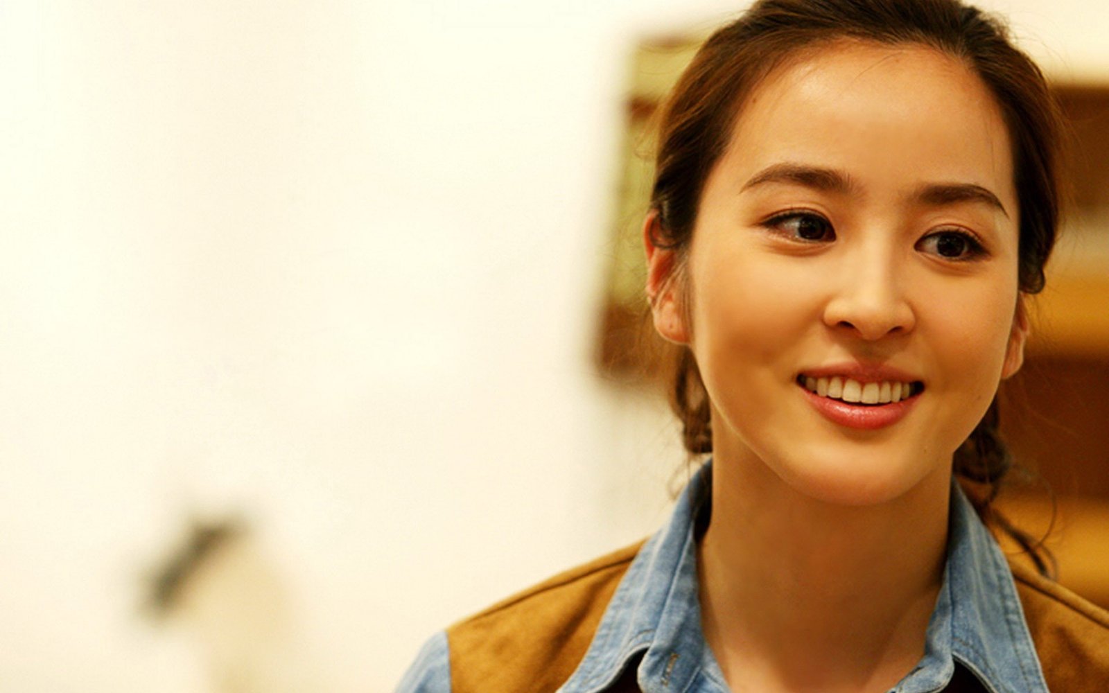 Han Hye Jin Korean beautiful photo wallpaper 01 women s blue collared top 2k