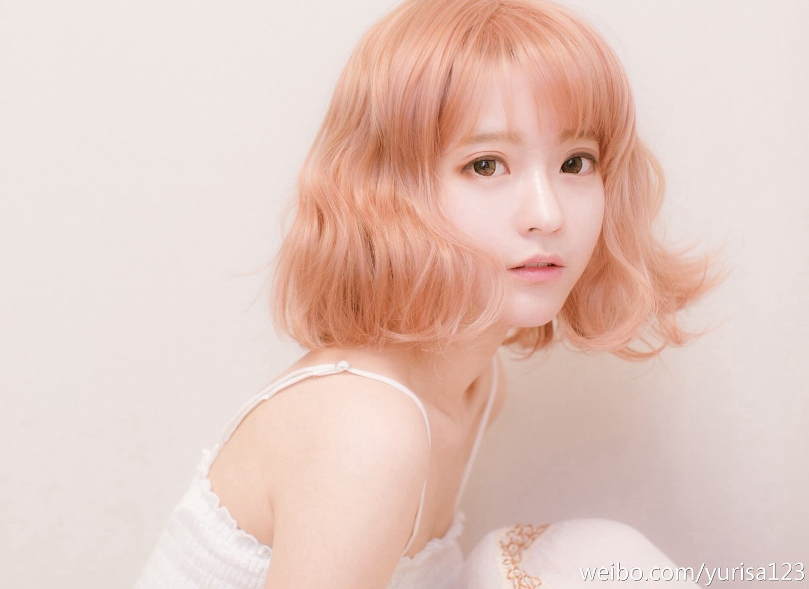 Korean Yurisa Chan women model 2k