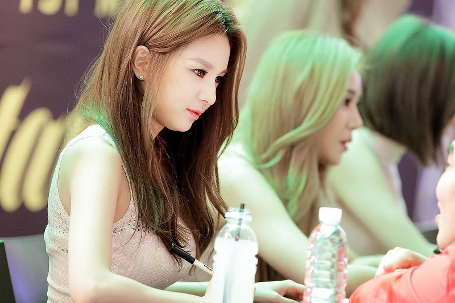 korean girl group women girls adult friendship child of people 2k