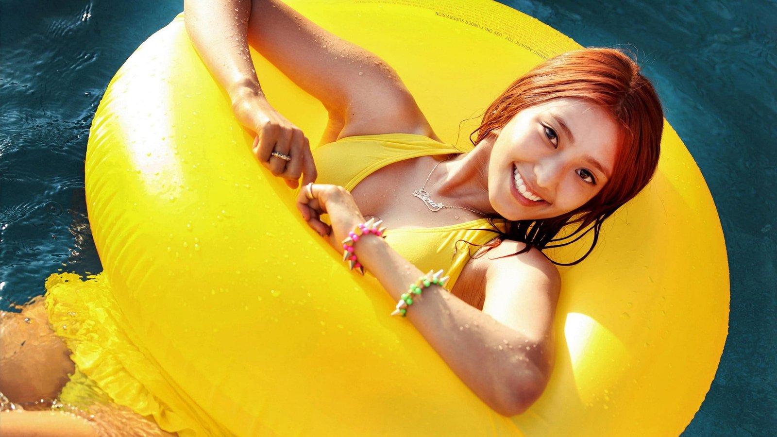 Sistar Korean girls singer photo wallpaper 15 women s yellow halter top 2k